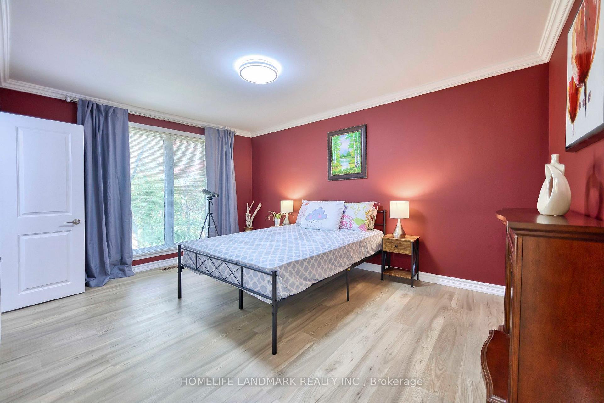 Photo 8 of 12 Thornheights Road, Markham, Royal Orchard — HOMEH