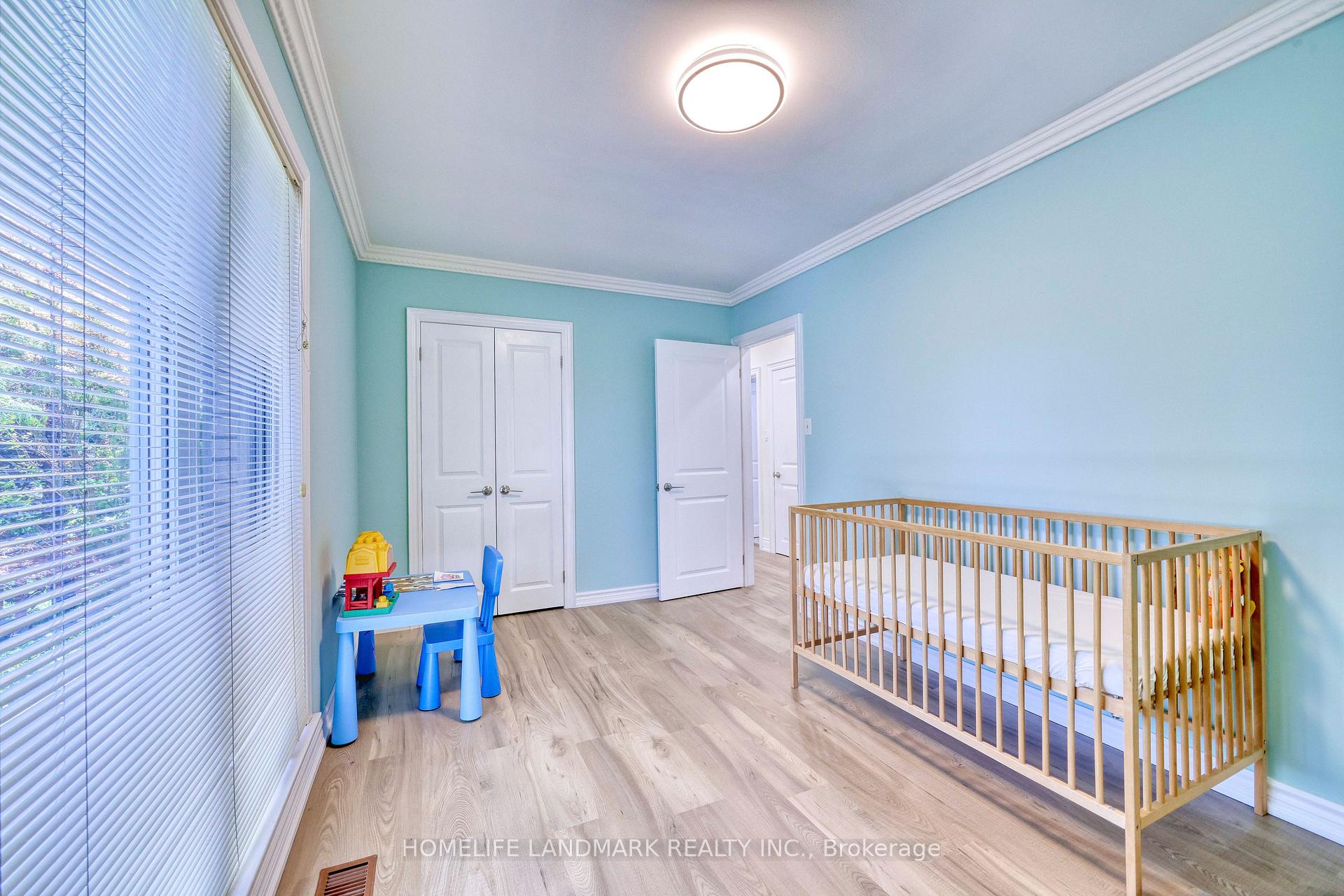 Photo 10 of 12 Thornheights Road, Markham, Royal Orchard — HOMEH