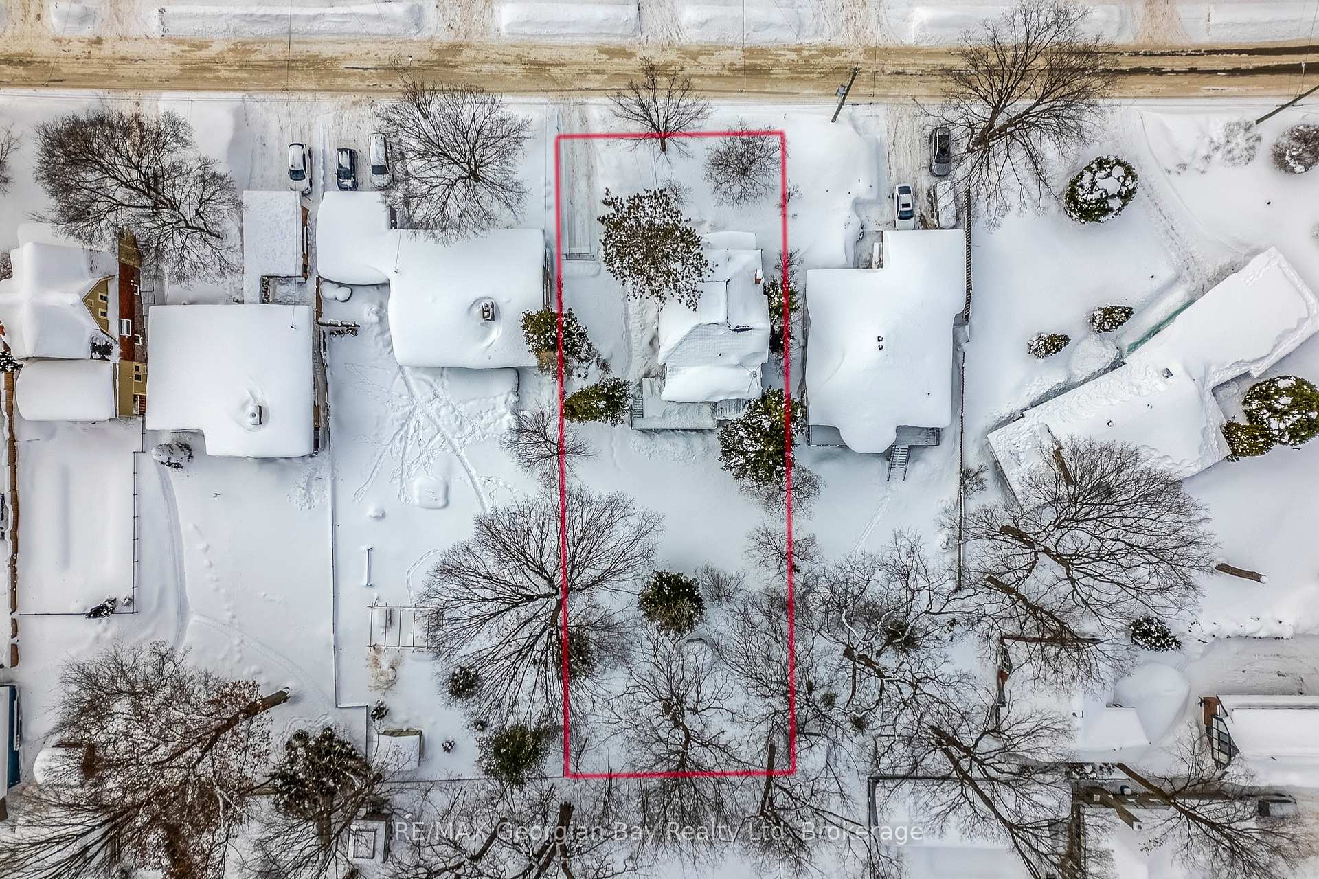 Photo 4 of 295 Sixth Street, Midland — HOMEH