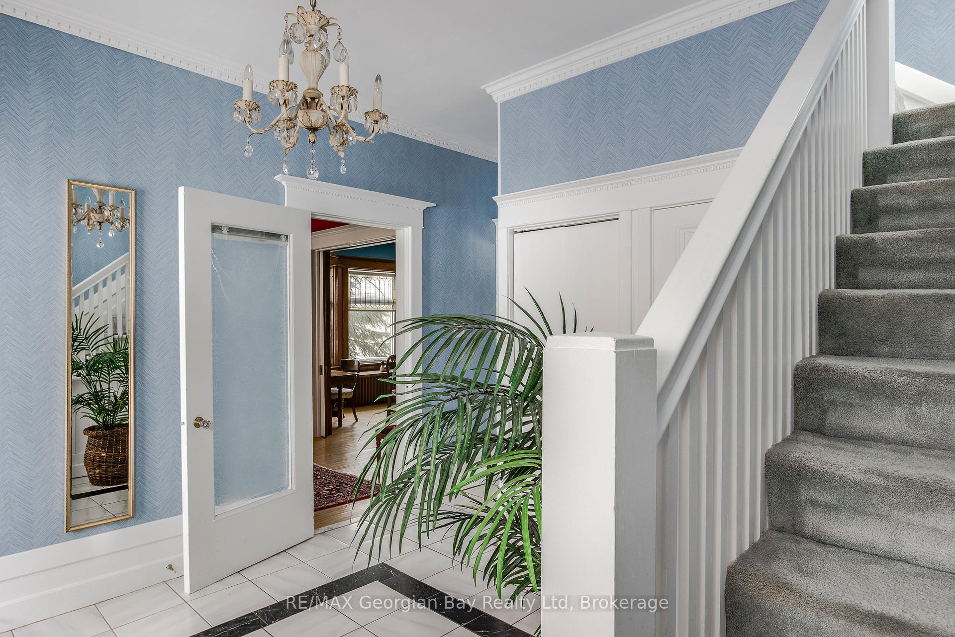 Photo 6 of 295 Sixth Street, Midland — HOMEH