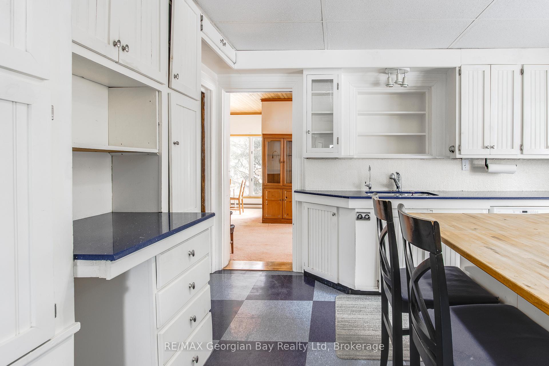 Photo 17 of 295 Sixth Street, Midland — HOMEH