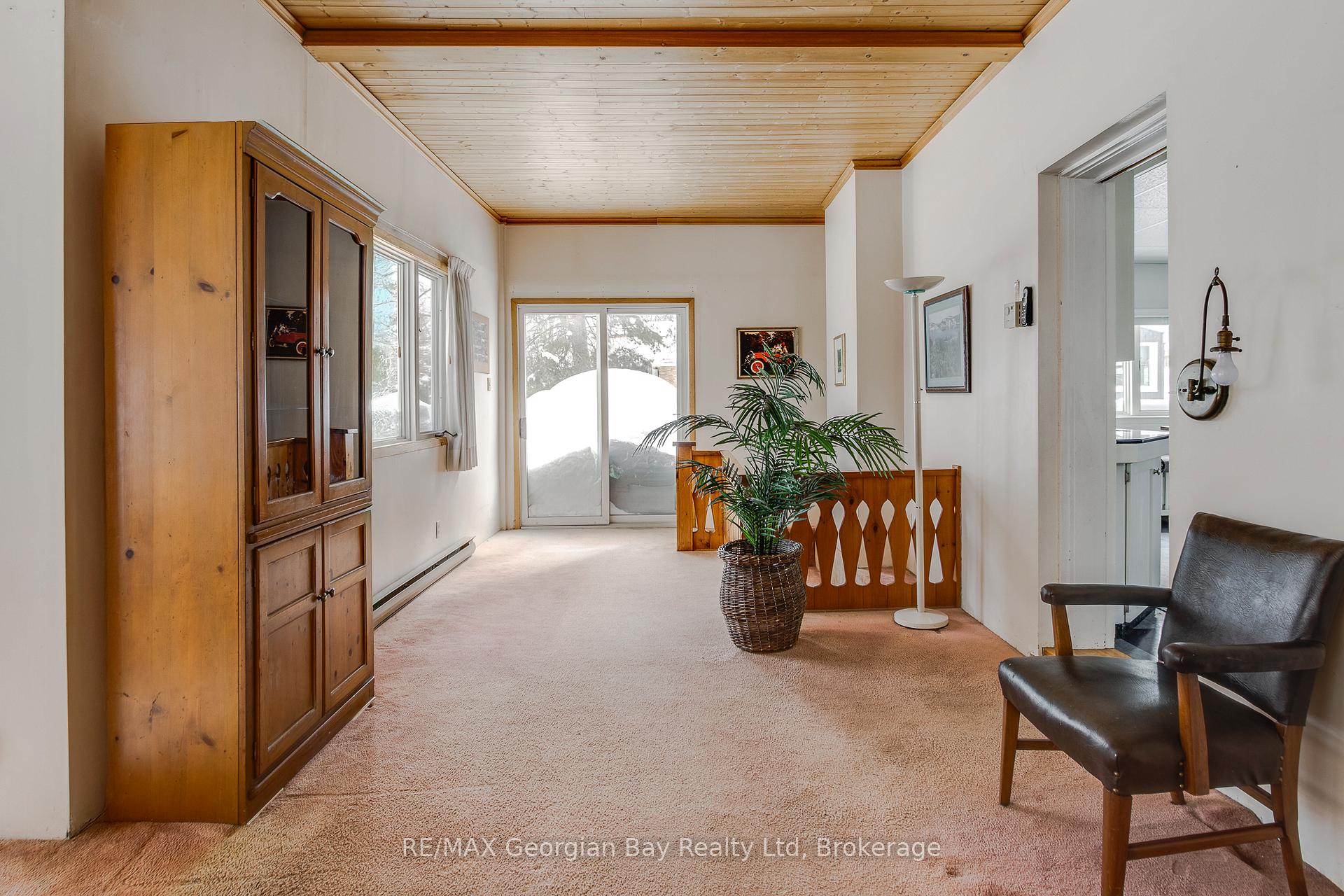 Photo 25 of 295 Sixth Street, Midland — HOMEH