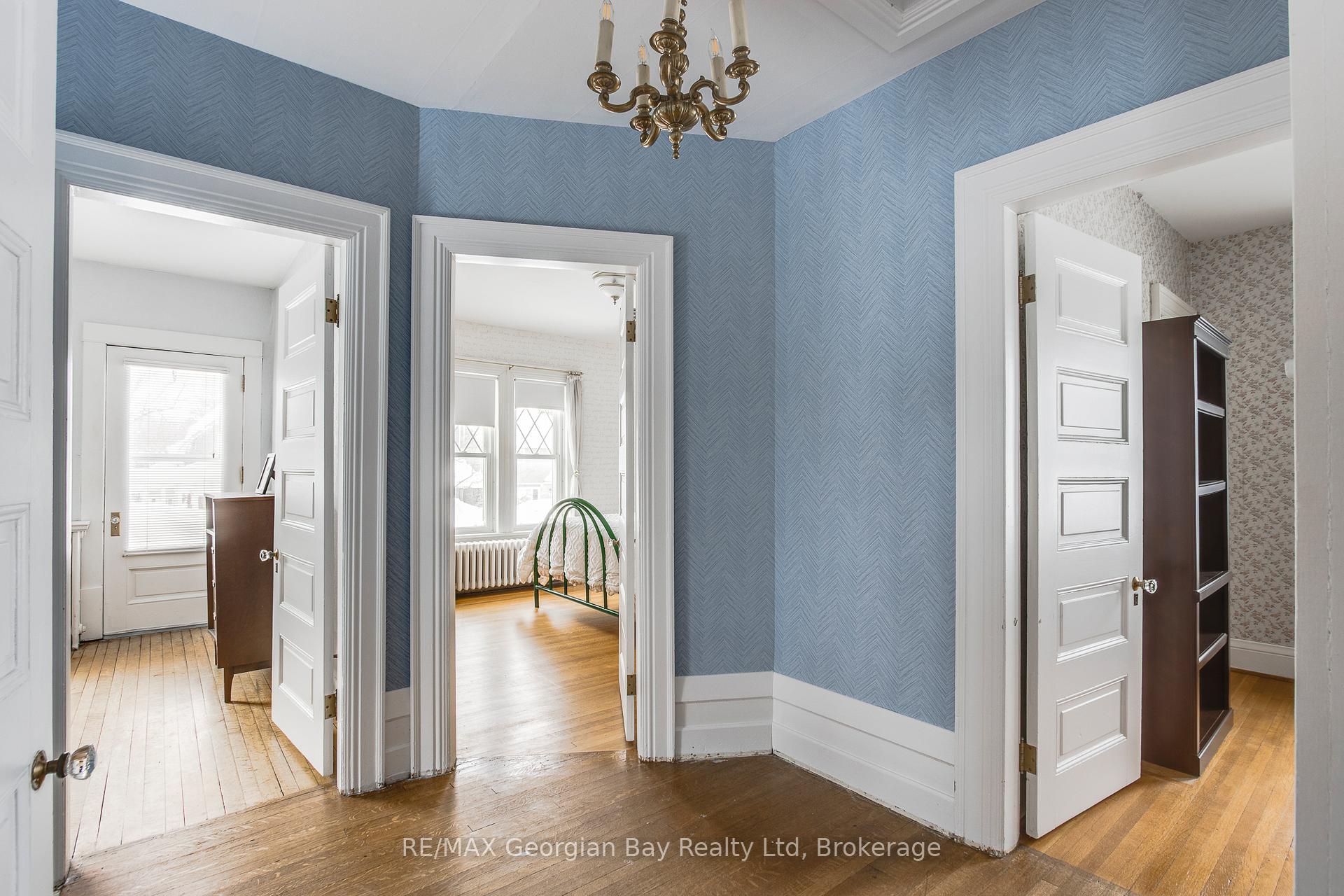 Photo 26 of 295 Sixth Street, Midland — HOMEH