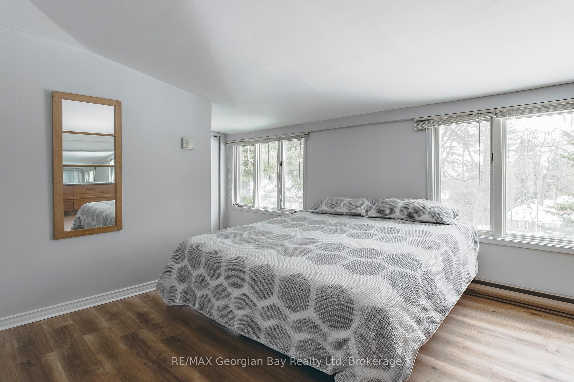 Photo 27 of 295 Sixth Street, Midland — HOMEH
