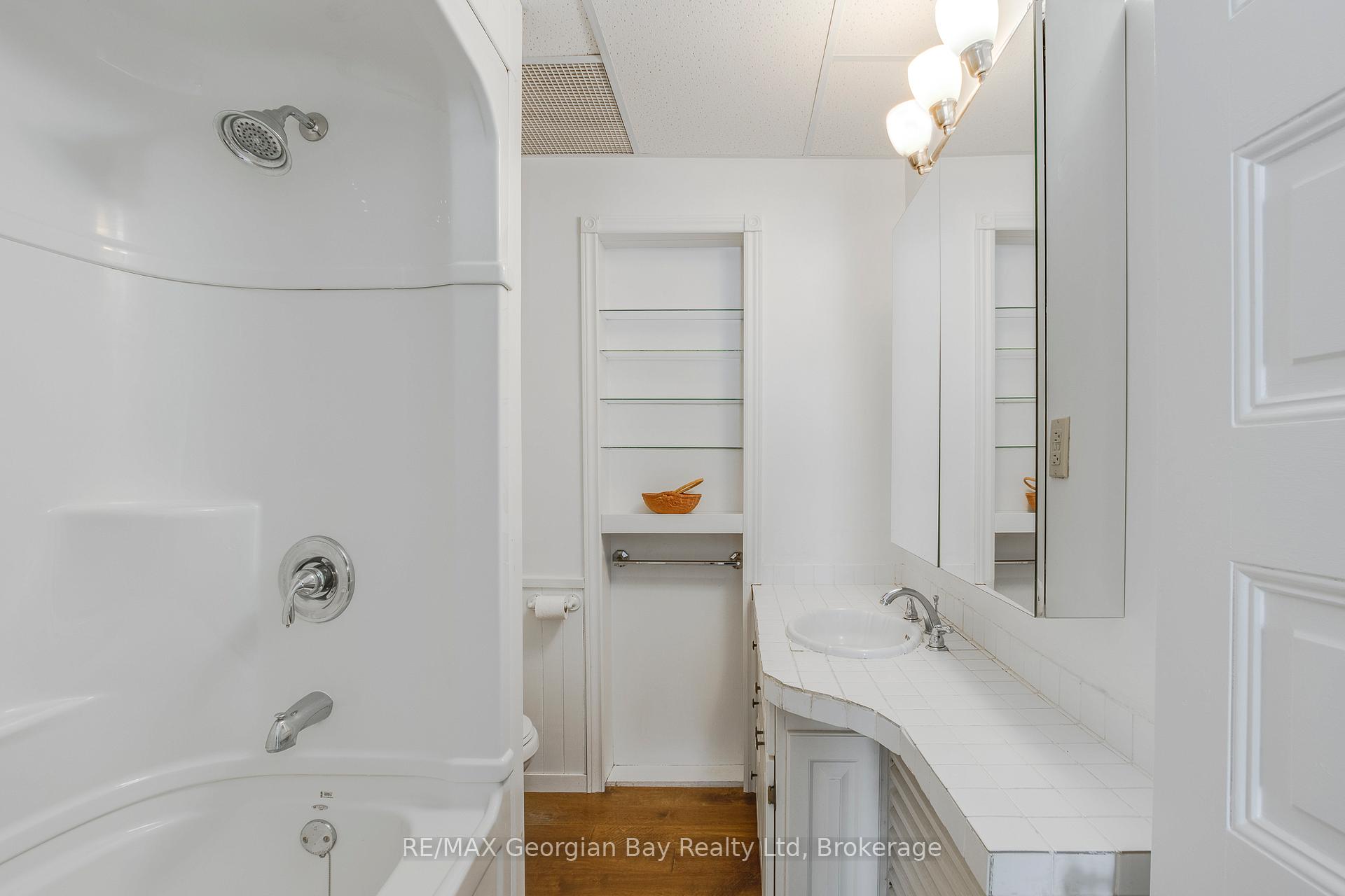 Photo 32 of 295 Sixth Street, Midland — HOMEH