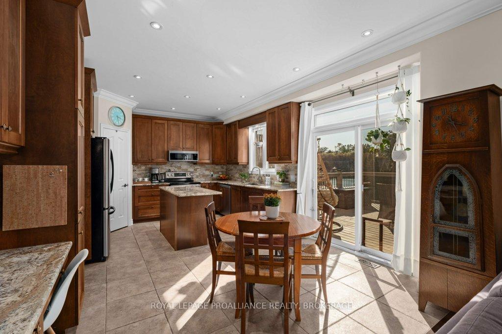 Photo 11 of 1415 Stoneridge Drive, Kingston, City Southwest — HOMEH