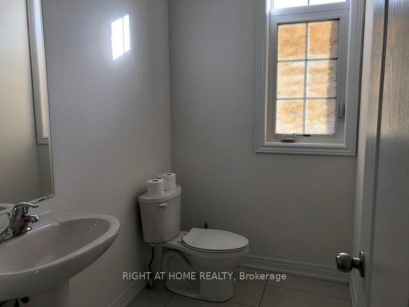 Photo 10 of 333 Hincks Drive, Milton, Clarke — HOMEH