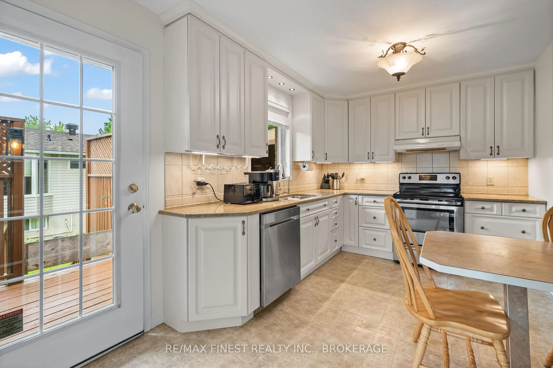 Photo 12 of 885 Purcell Crescent, Kingston, North of Taylor-Kidd Blvd — HOMEH