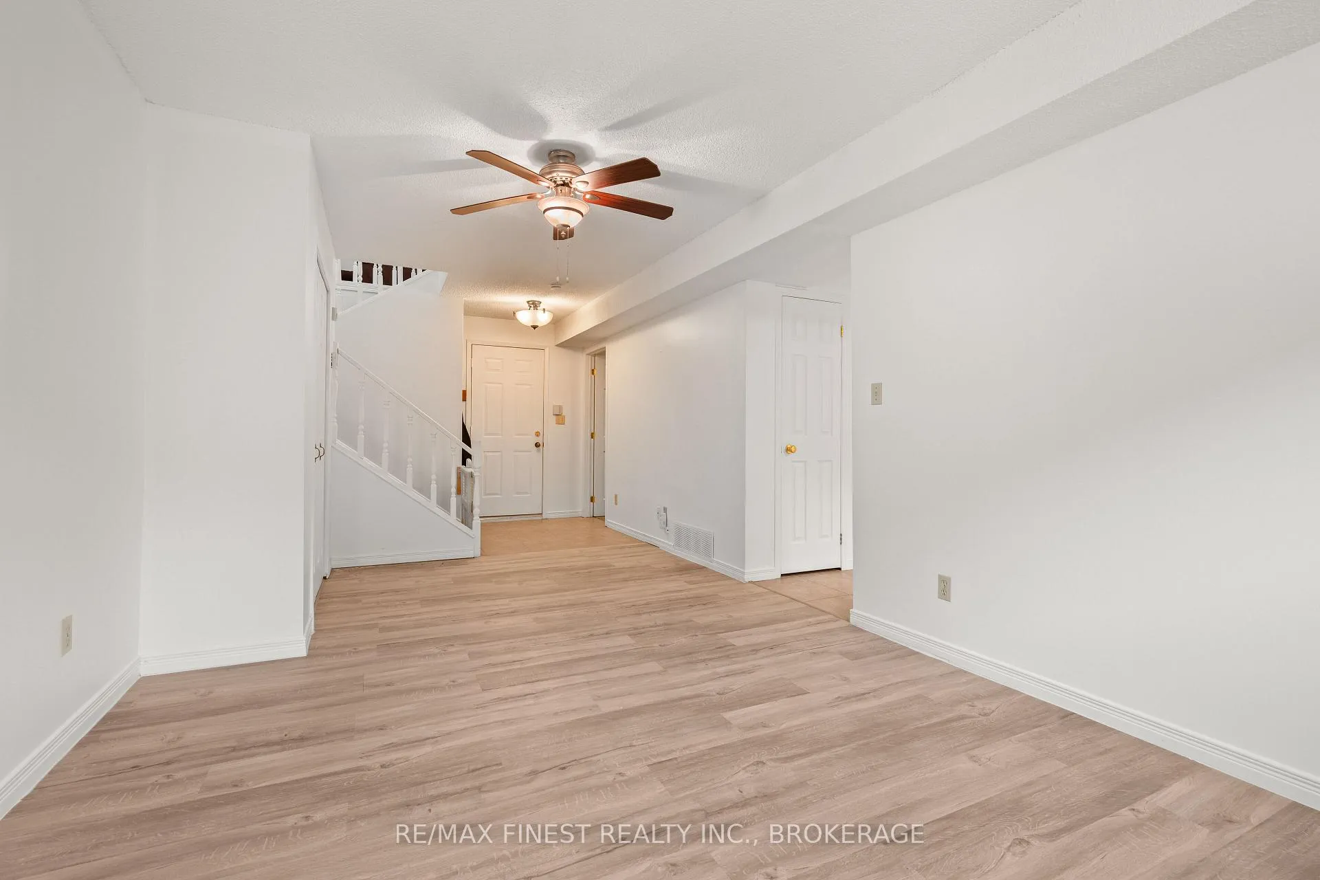 Photo 24 of 885 Purcell Crescent, Kingston, North of Taylor-Kidd Blvd — HOMEH