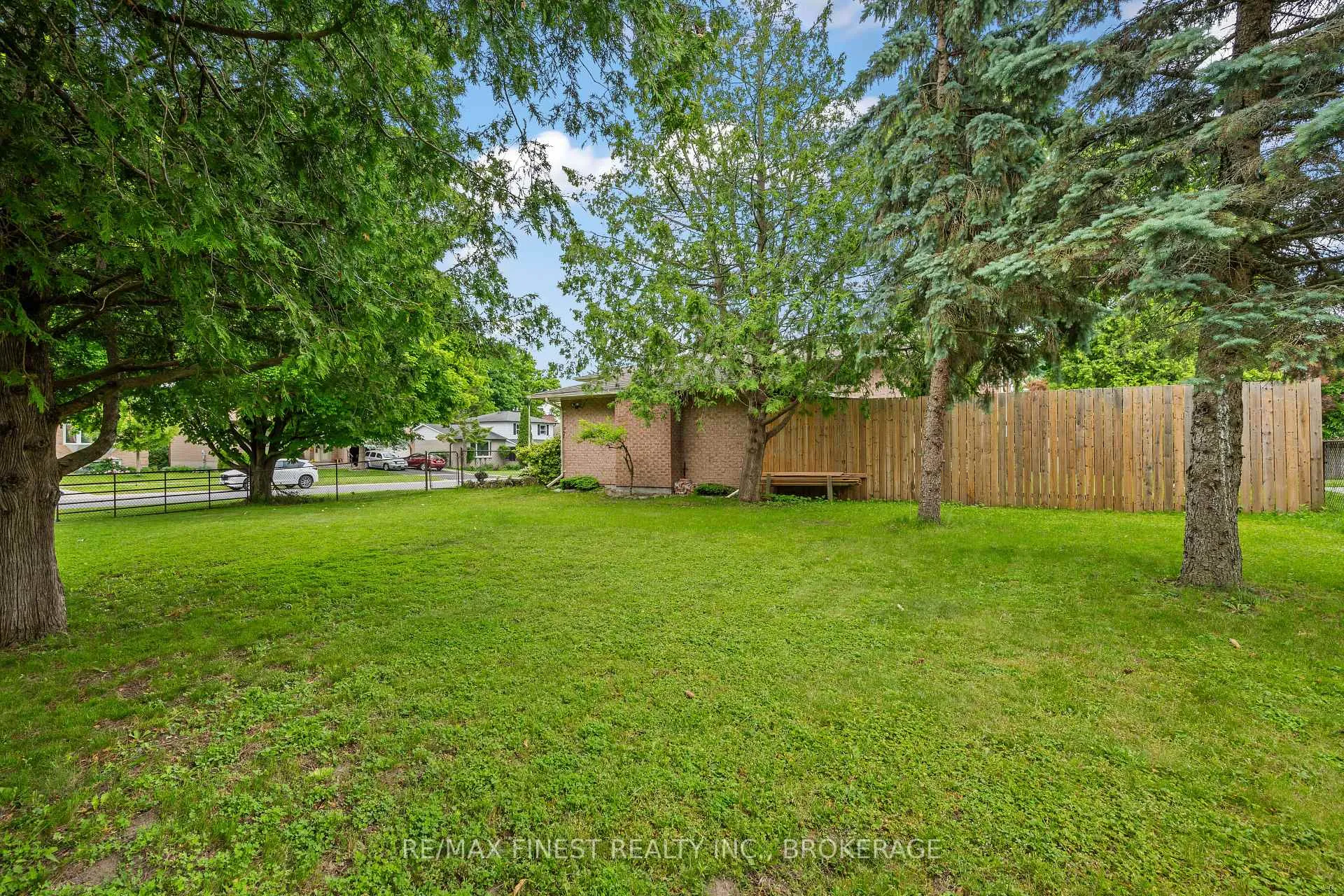 Photo 36 of 885 Purcell Crescent, Kingston, North of Taylor-Kidd Blvd — HOMEH