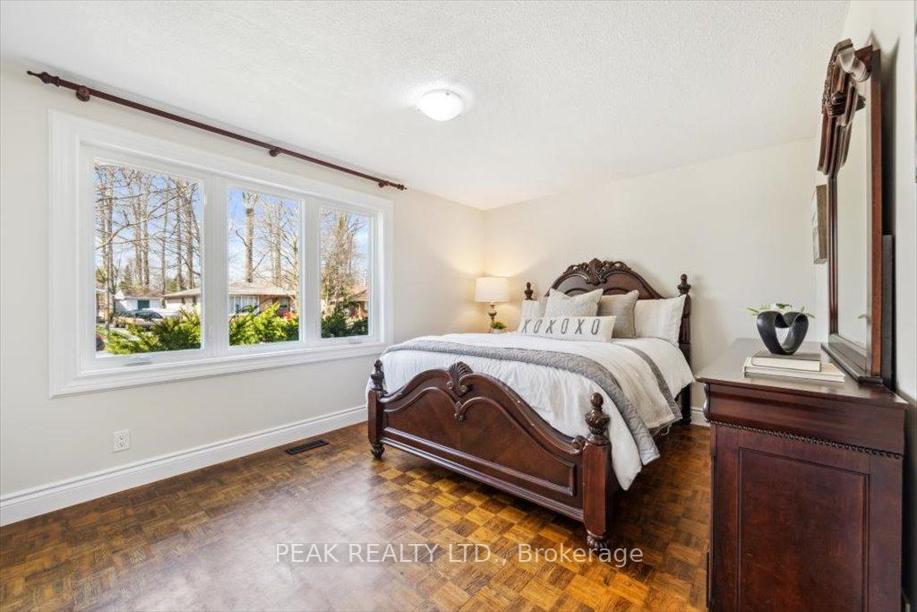 Photo 15 of 37 Gracefield Crescent, Kitchener — HOMEH