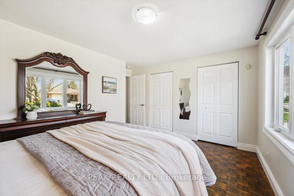 Photo 16 of 37 Gracefield Crescent, Kitchener — HOMEH
