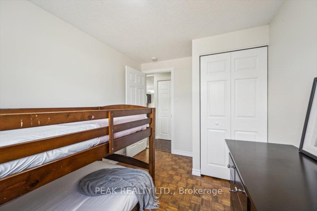 Photo 20 of 37 Gracefield Crescent, Kitchener — HOMEH