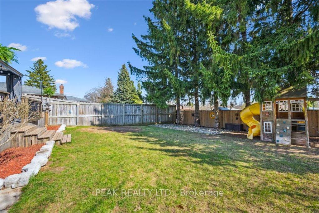 Photo 39 of 37 Gracefield Crescent, Kitchener — HOMEH