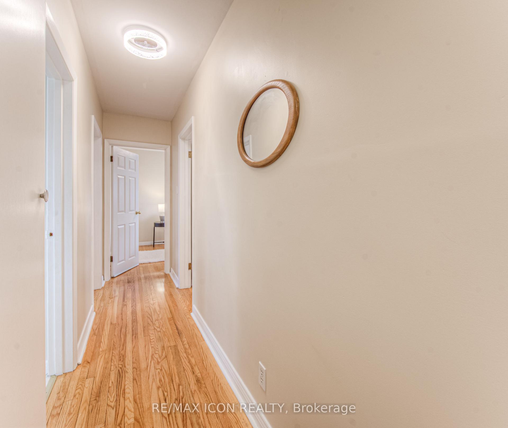 Photo 21 of 211 Lakeside Drive, Kitchener — HOMEH