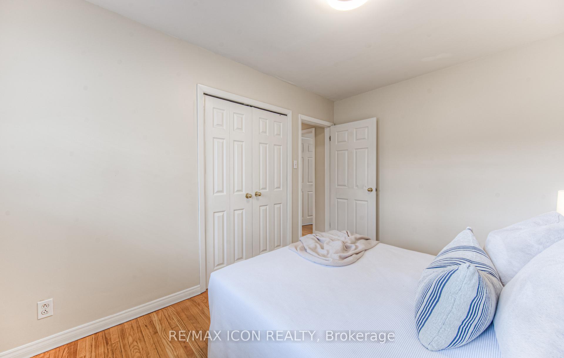 Photo 25 of 211 Lakeside Drive, Kitchener — HOMEH