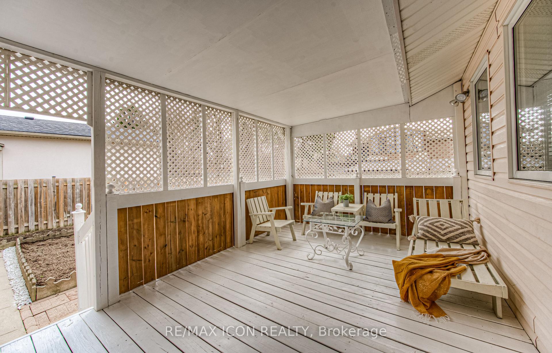 Photo 28 of 211 Lakeside Drive, Kitchener — HOMEH