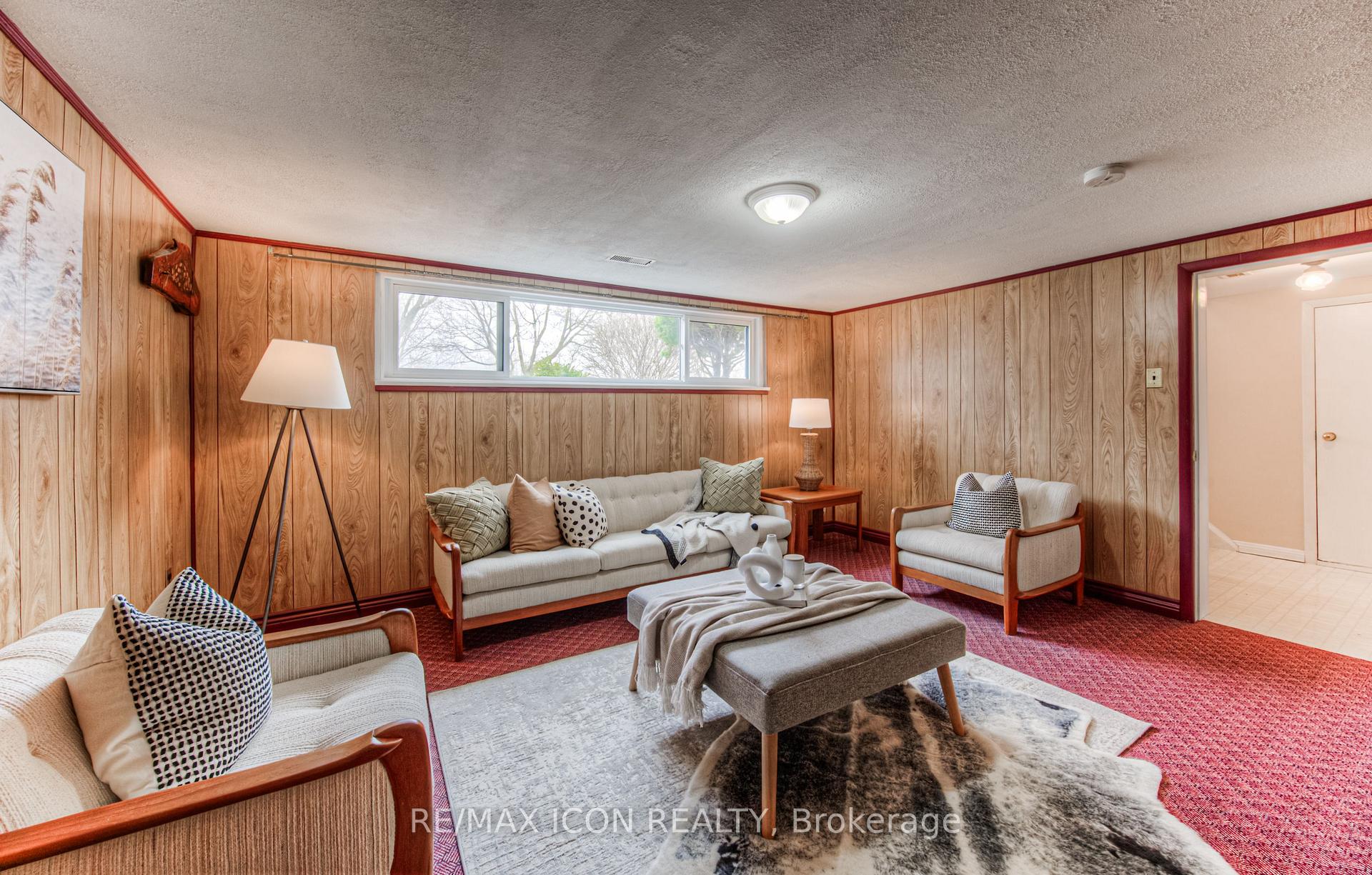 Photo 35 of 211 Lakeside Drive, Kitchener — HOMEH