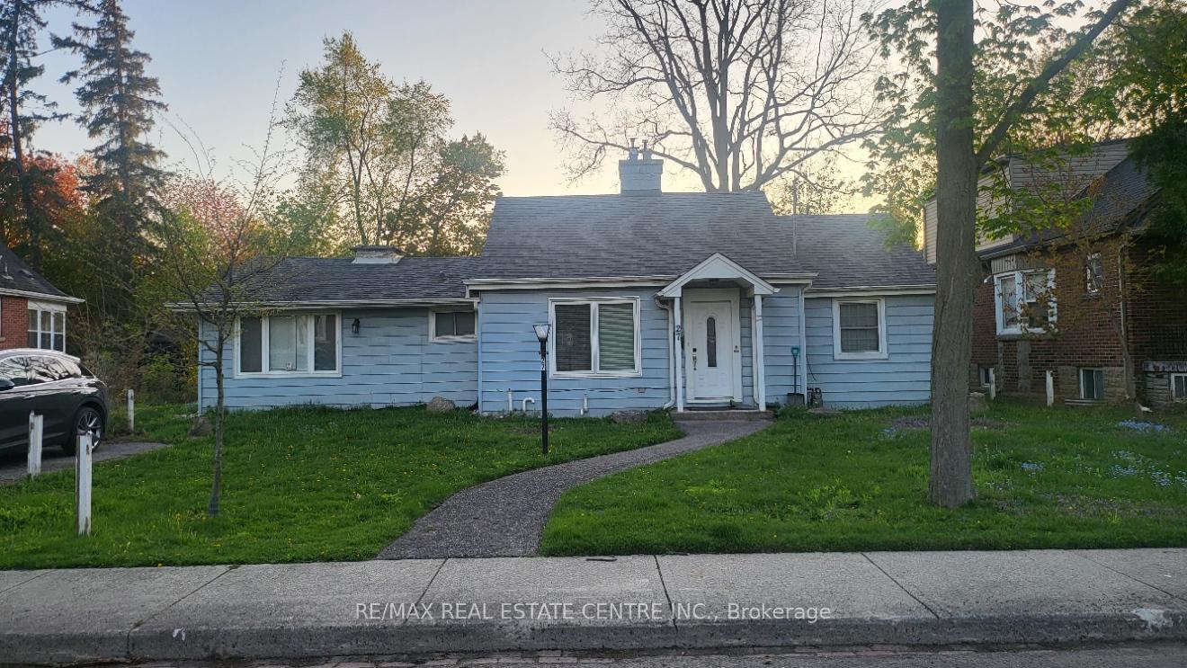 Photo 1 of 27 Hollywood Street N, Hamilton, Ainslie Wood — HOMEH
