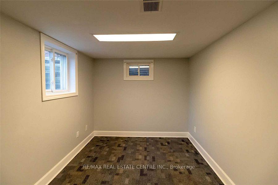 Photo 7 of 27 Hollywood Street N, Hamilton, Ainslie Wood — HOMEH
