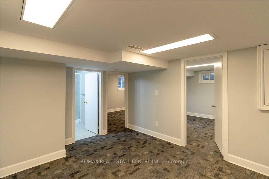 Photo 8 of 27 Hollywood Street N, Hamilton, Ainslie Wood — HOMEH