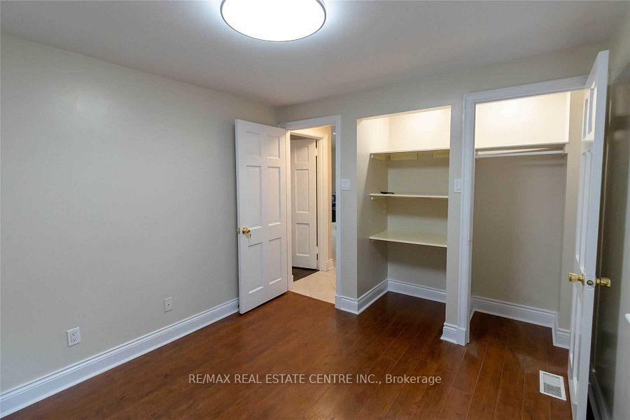 Photo 13 of 27 Hollywood Street N, Hamilton, Ainslie Wood — HOMEH