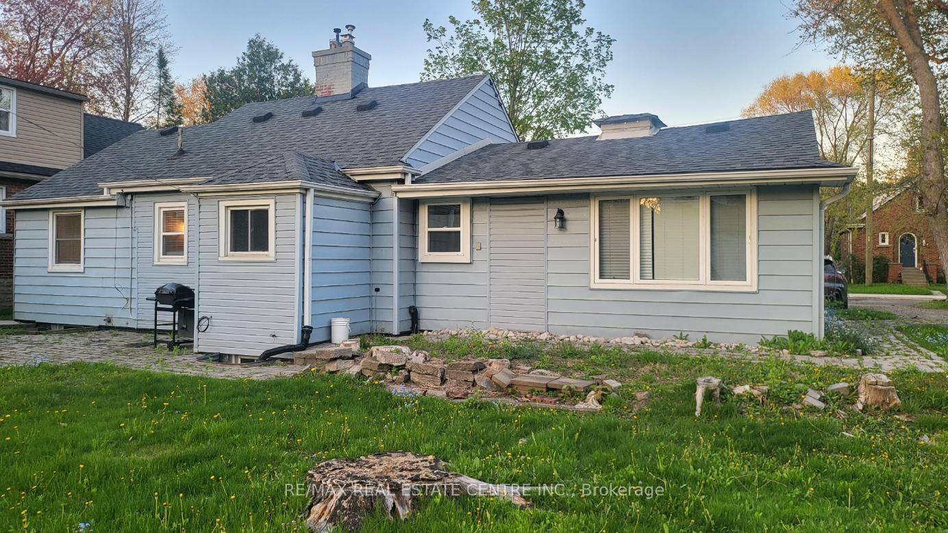 Photo 33 of 27 Hollywood Street N, Hamilton, Ainslie Wood — HOMEH