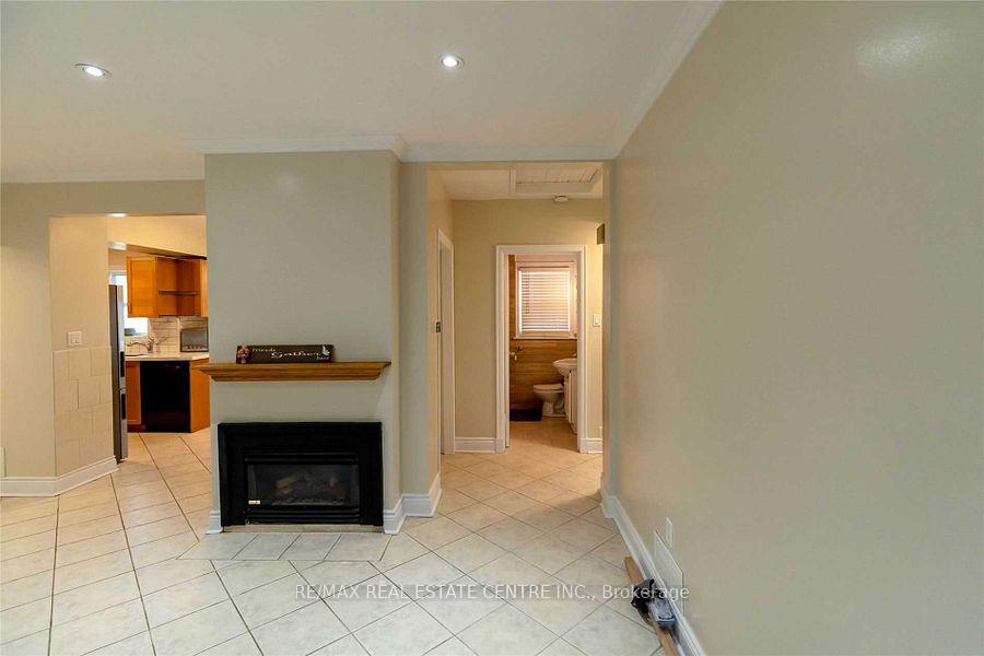 Photo 36 of 27 Hollywood Street N, Hamilton, Ainslie Wood — HOMEH