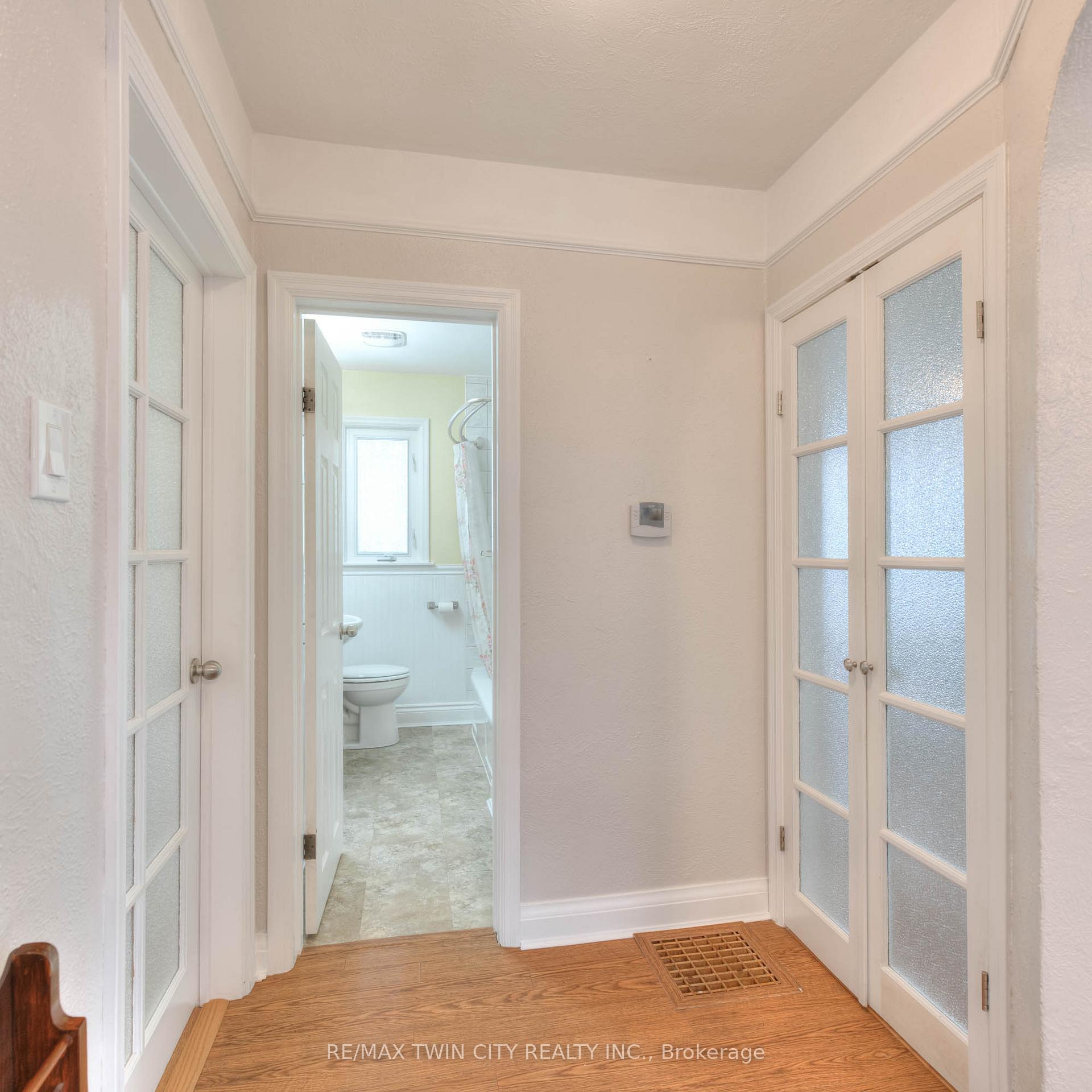 Photo 13 of 12 Barclay Avenue, Kitchener — HOMEH