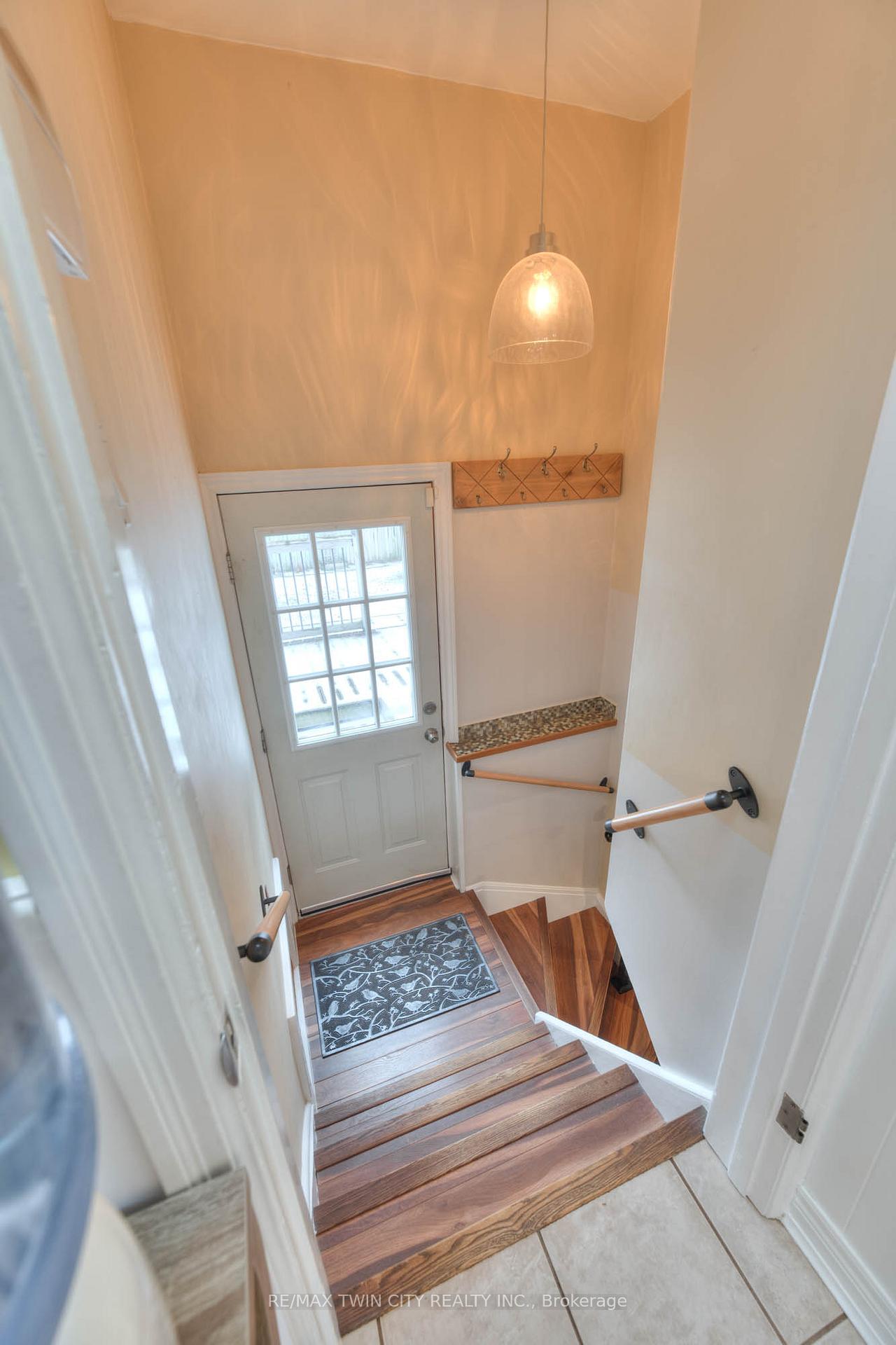 Photo 17 of 12 Barclay Avenue, Kitchener — HOMEH