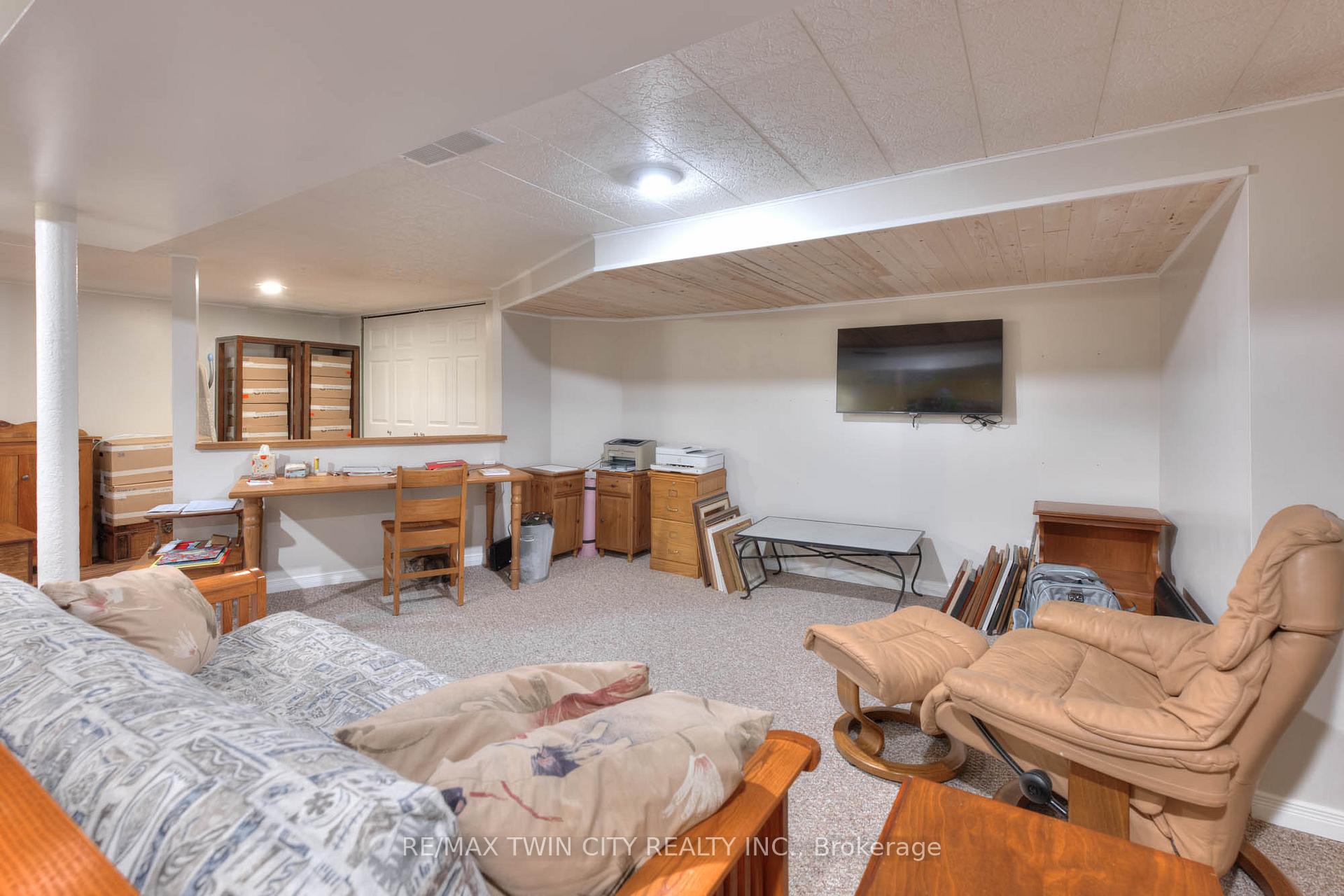 Photo 19 of 12 Barclay Avenue, Kitchener — HOMEH