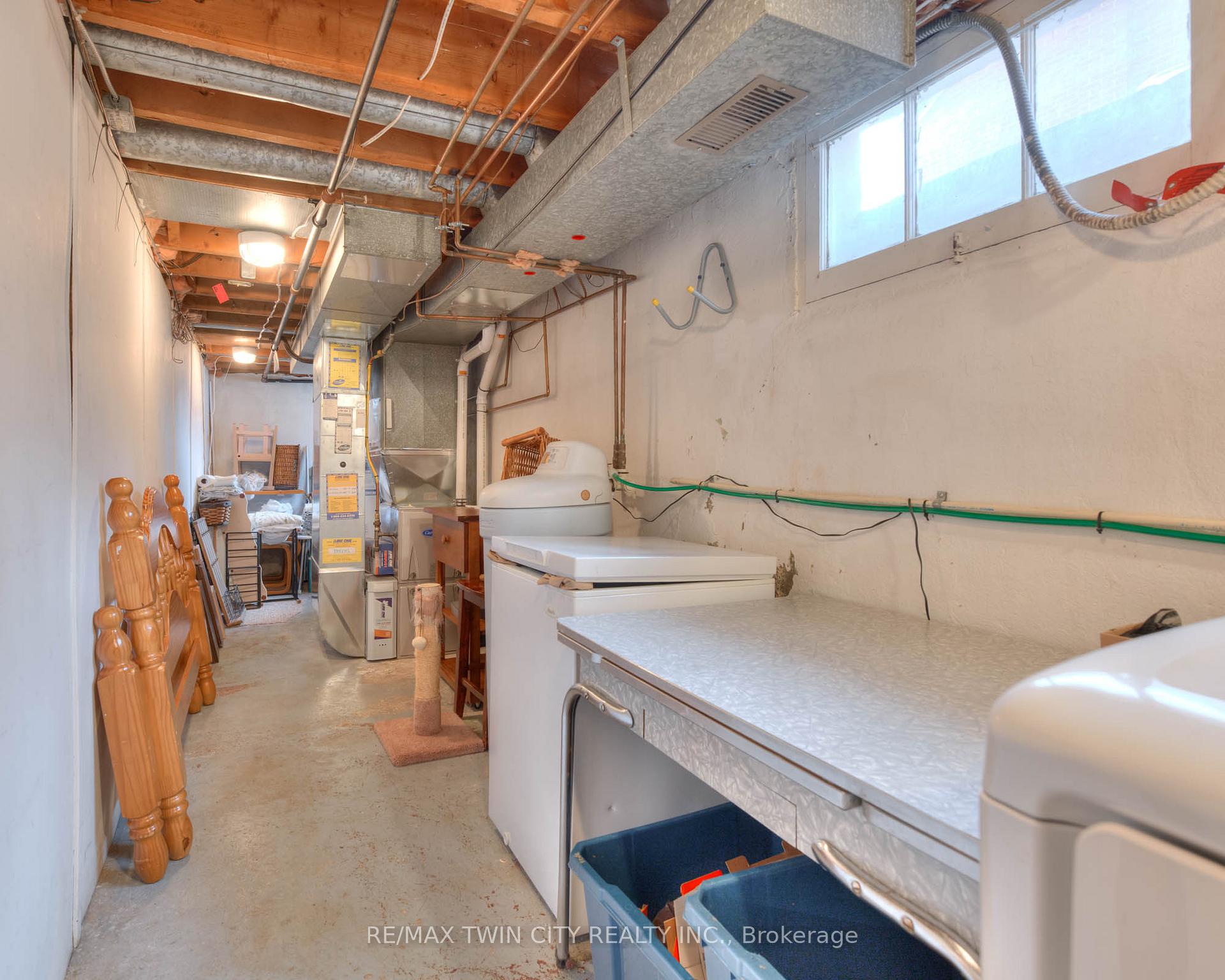 Photo 24 of 12 Barclay Avenue, Kitchener — HOMEH