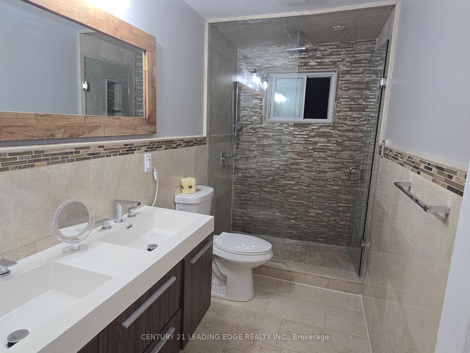 Photo 11 of 94 Fred Varley Drive, Markham, Unionville — HOMEH