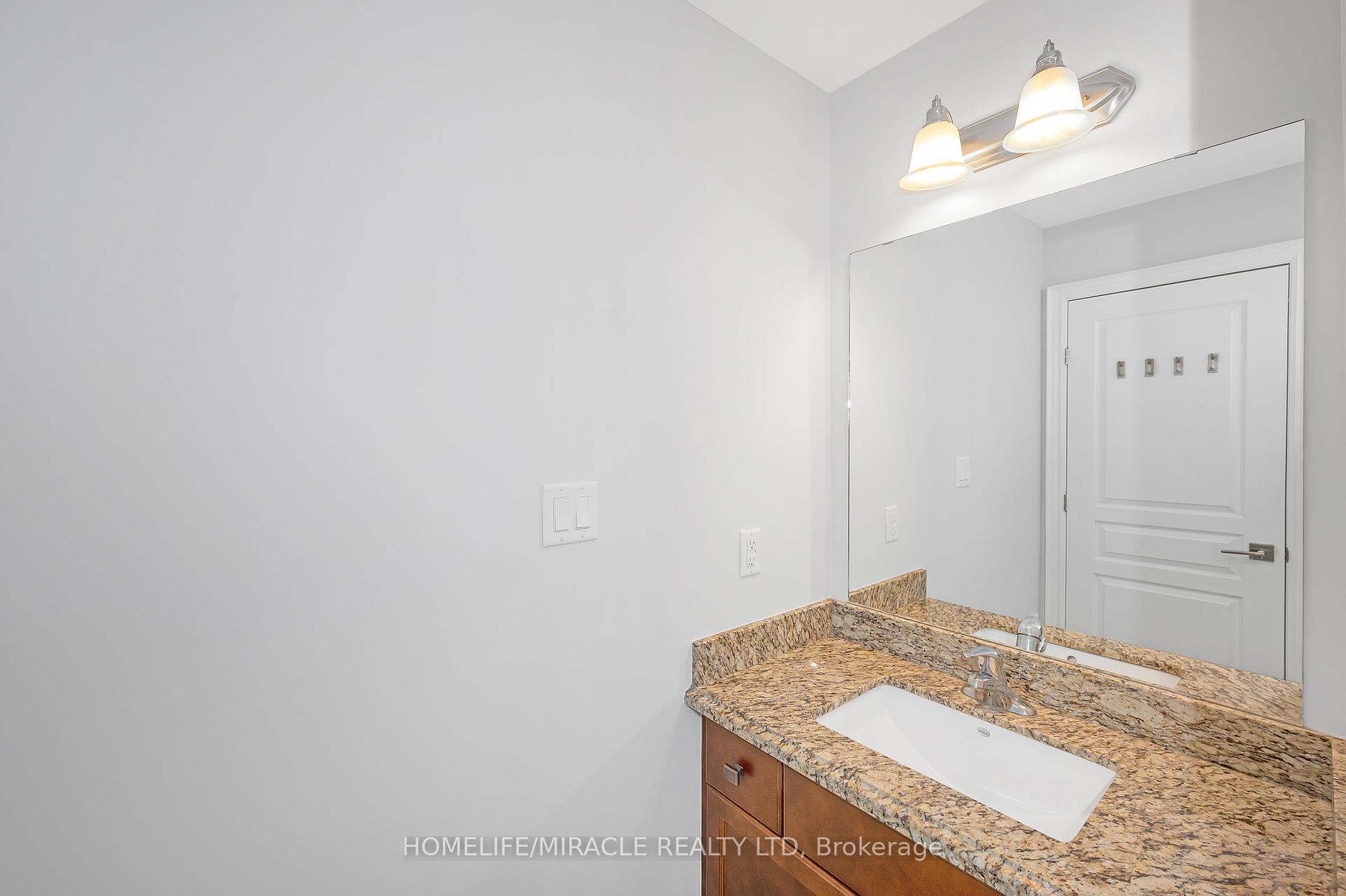 Photo 36 of 38 Sexton Crescent, Hamilton, Ancaster — HOMEH