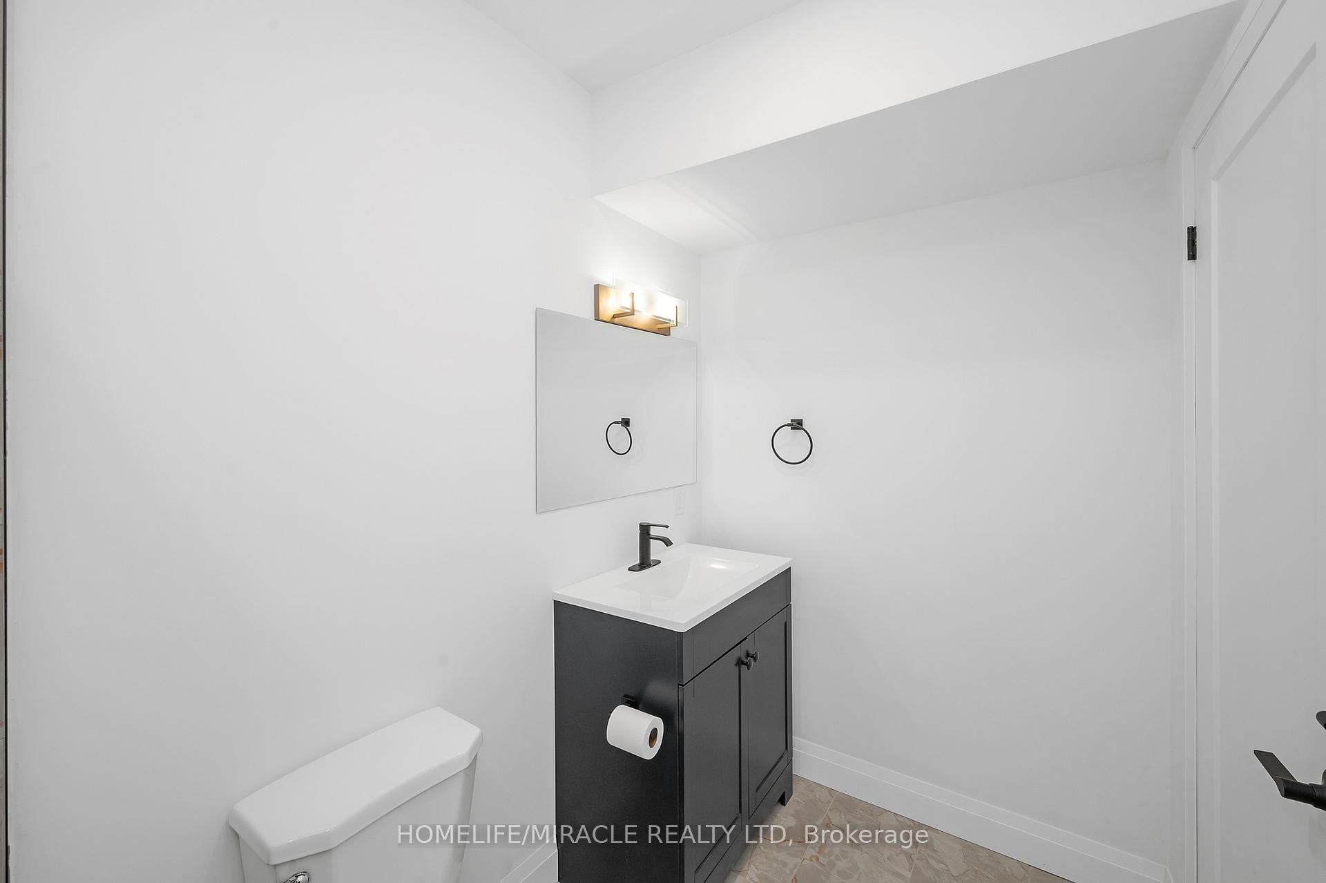 Photo 41 of 38 Sexton Crescent, Hamilton, Ancaster — HOMEH