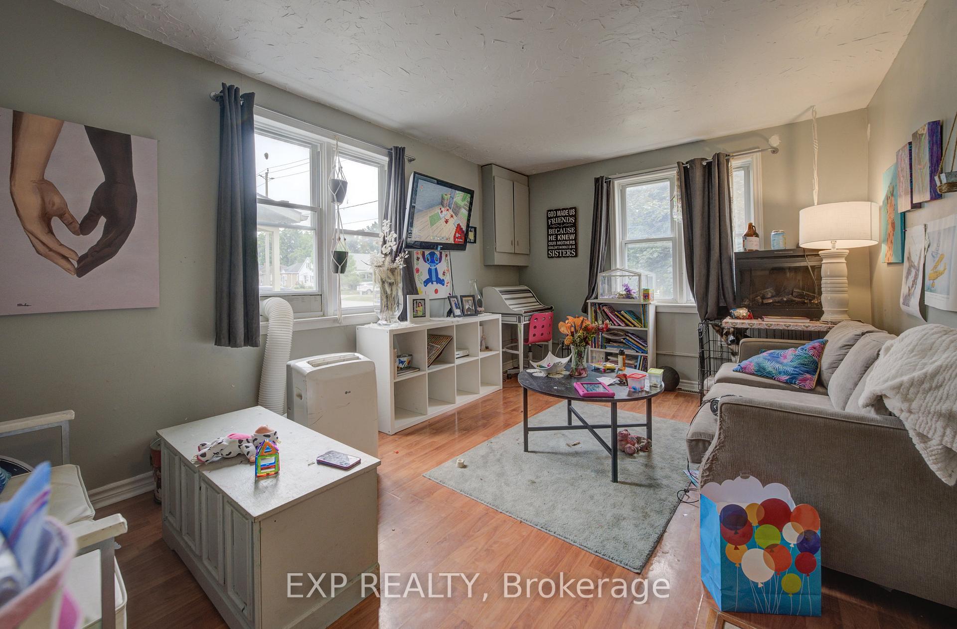 Photo 10 of 324 Maple Avenue, Kitchener, Northward — HOMEH