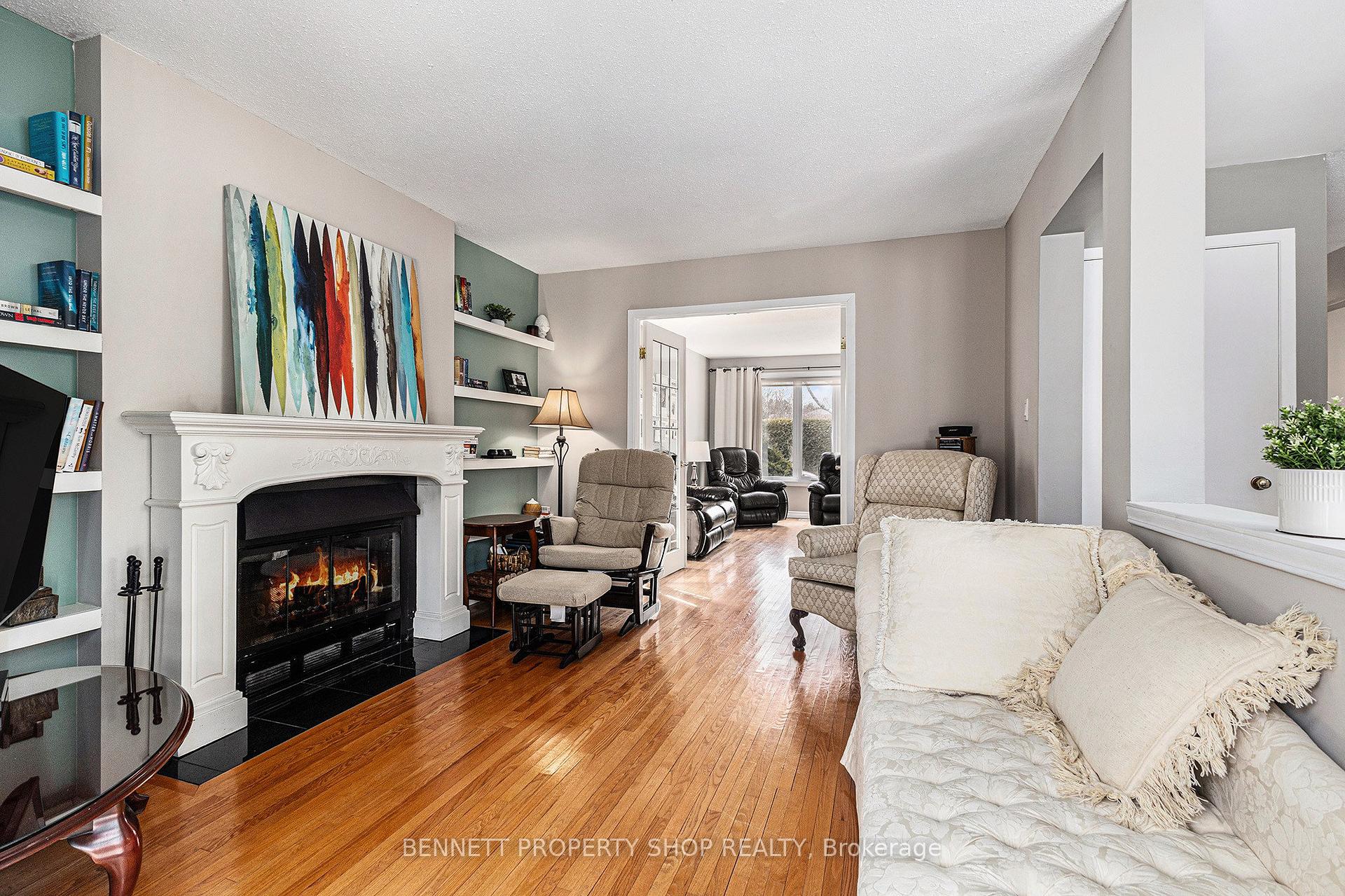 Photo 12 of 71 Hewitt Way, Ottawa, Kanata - Katimavik — HOMEH