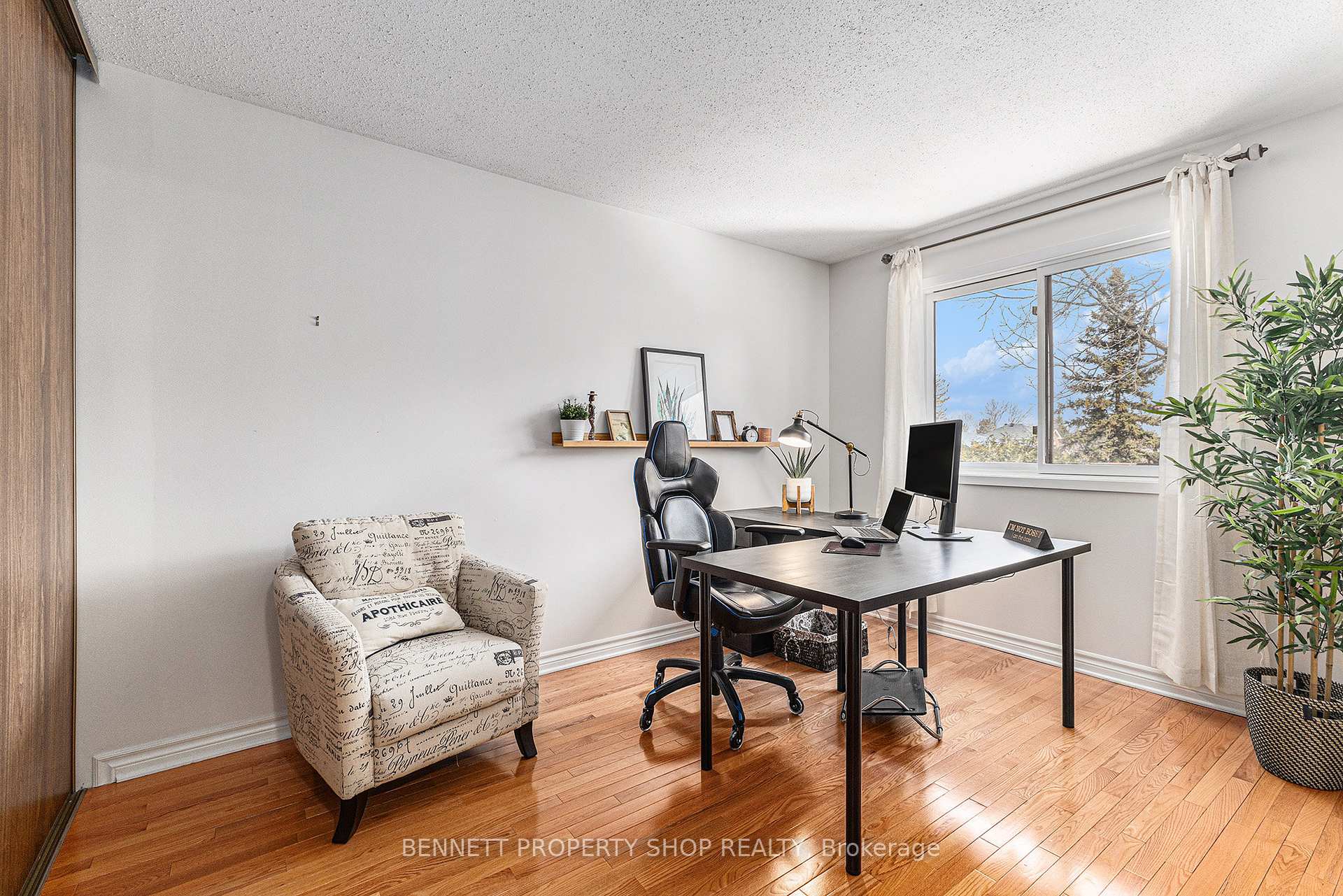 Photo 17 of 71 Hewitt Way, Ottawa, Kanata - Katimavik — HOMEH