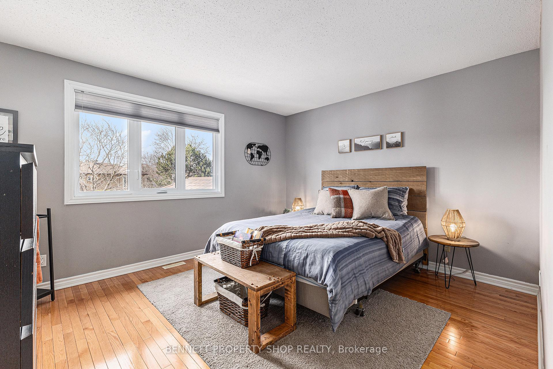 Photo 18 of 71 Hewitt Way, Ottawa, Kanata - Katimavik — HOMEH