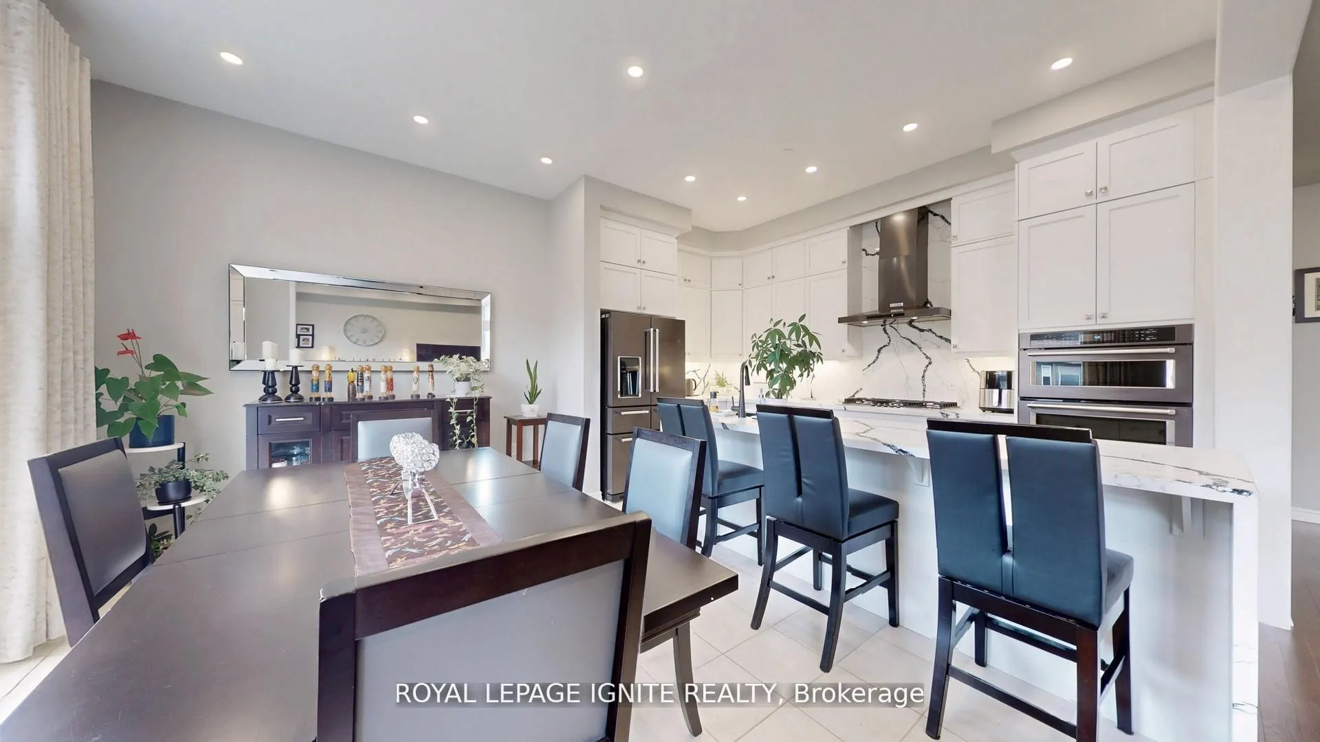Photo 9 of 546 Kennedy Circle W, Milton, Cobban — HOMEH