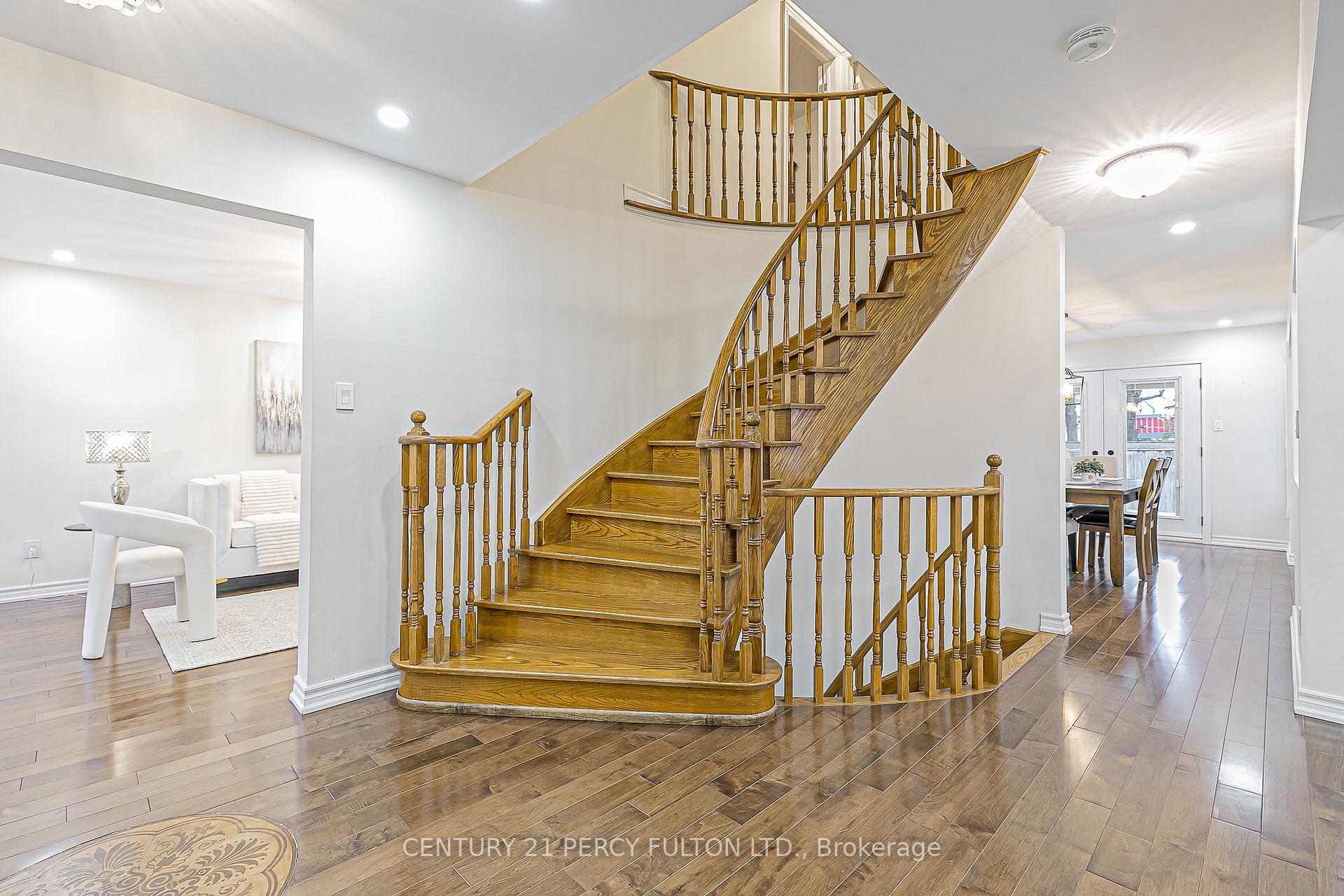 Photo 17 of 85 Havagal Crescent, Markham, Markville — HOMEH