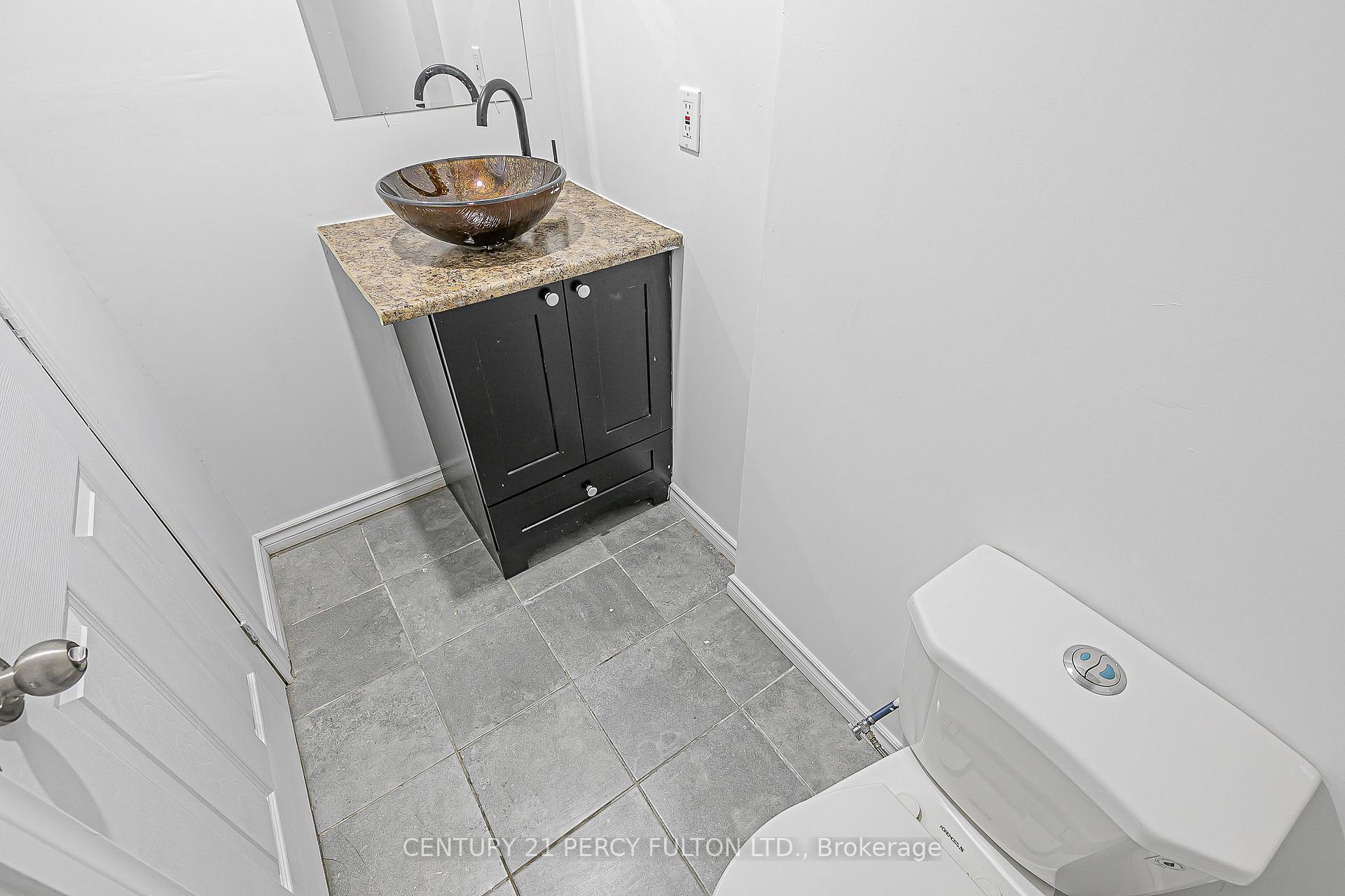 Photo 36 of 85 Havagal Crescent, Markham, Markville — HOMEH