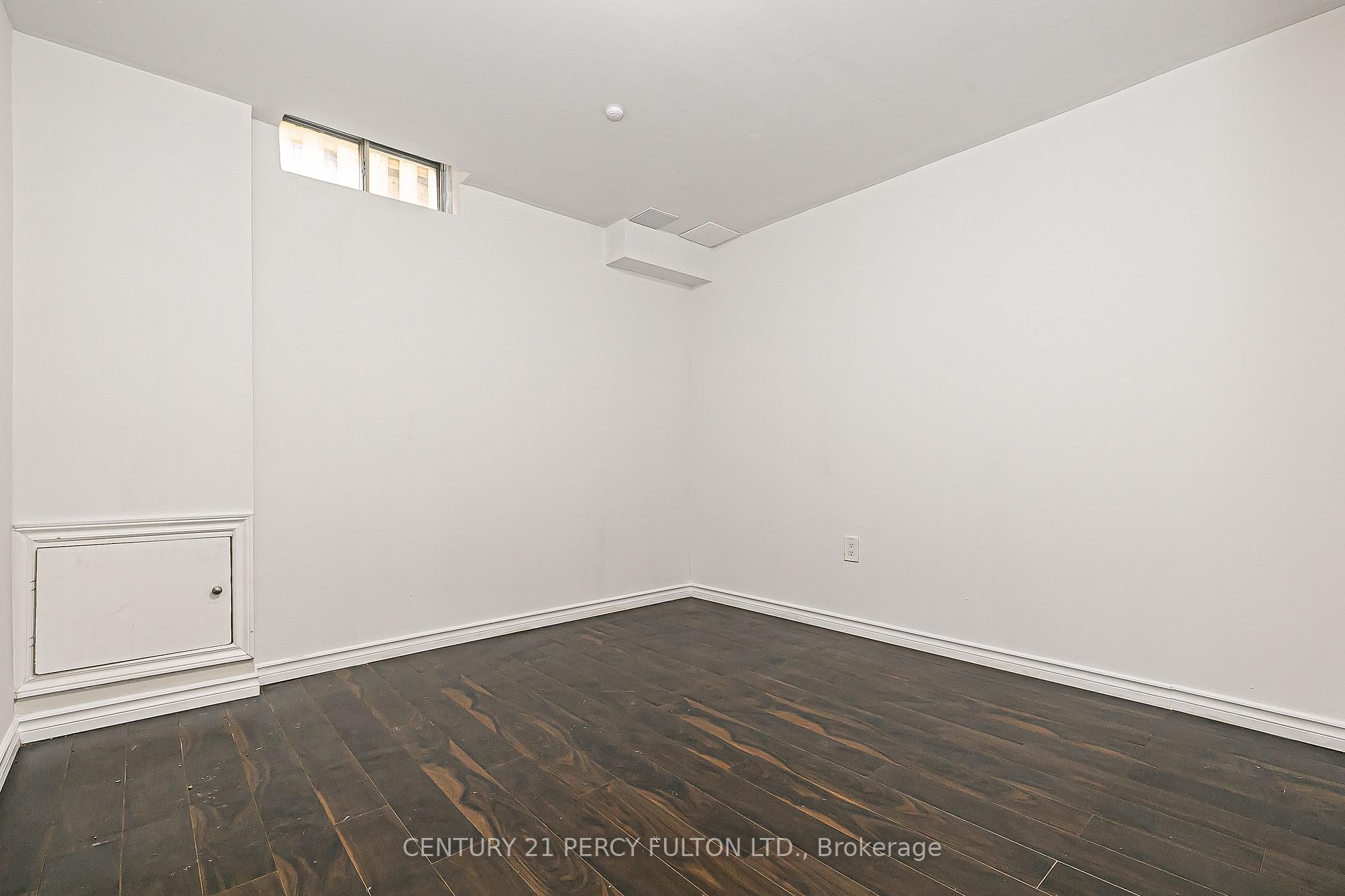 Photo 38 of 85 Havagal Crescent, Markham, Markville — HOMEH