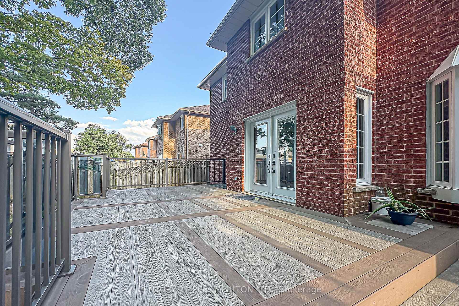 Photo 41 of 85 Havagal Crescent, Markham, Markville — HOMEH