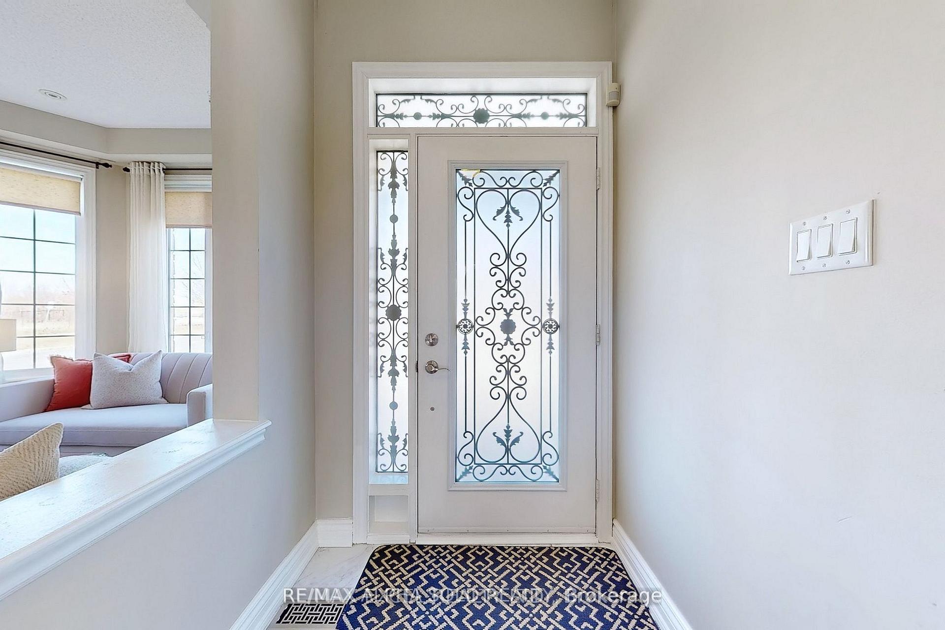 Photo 4 of 60 Gordon Weeden Road, Markham, Greensborough — HOMEH