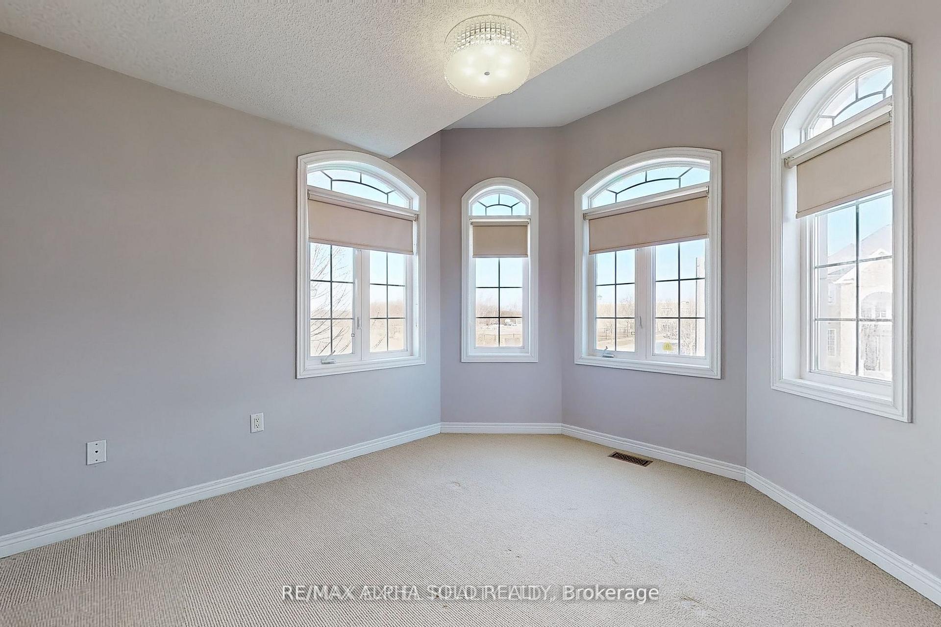 Photo 23 of 60 Gordon Weeden Road, Markham, Greensborough — HOMEH