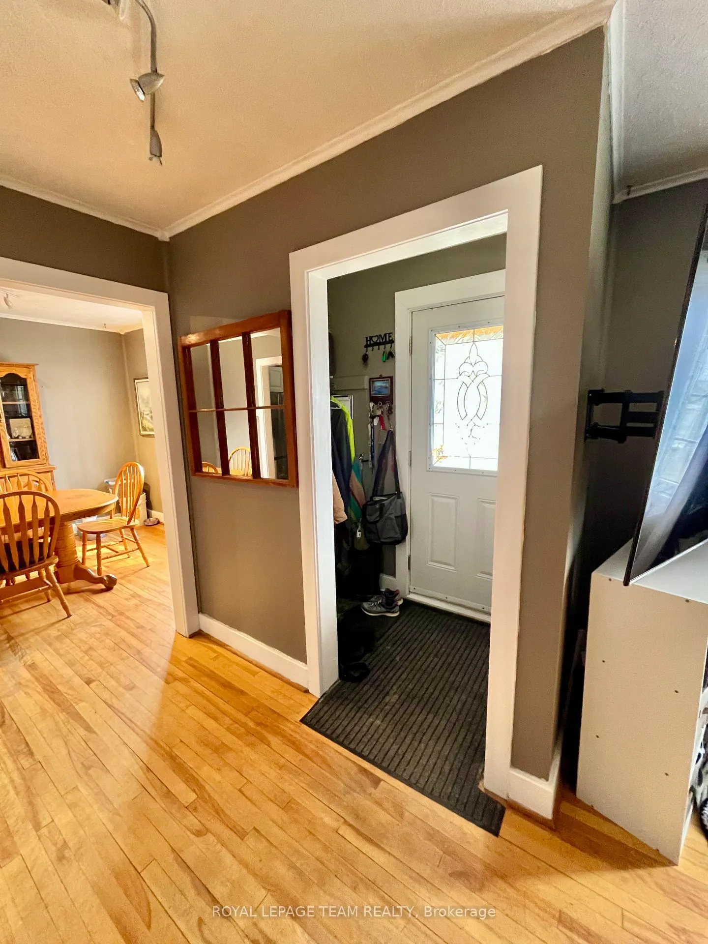 Photo 6 of 260 Jordan Avenue, Renfrew — HOMEH