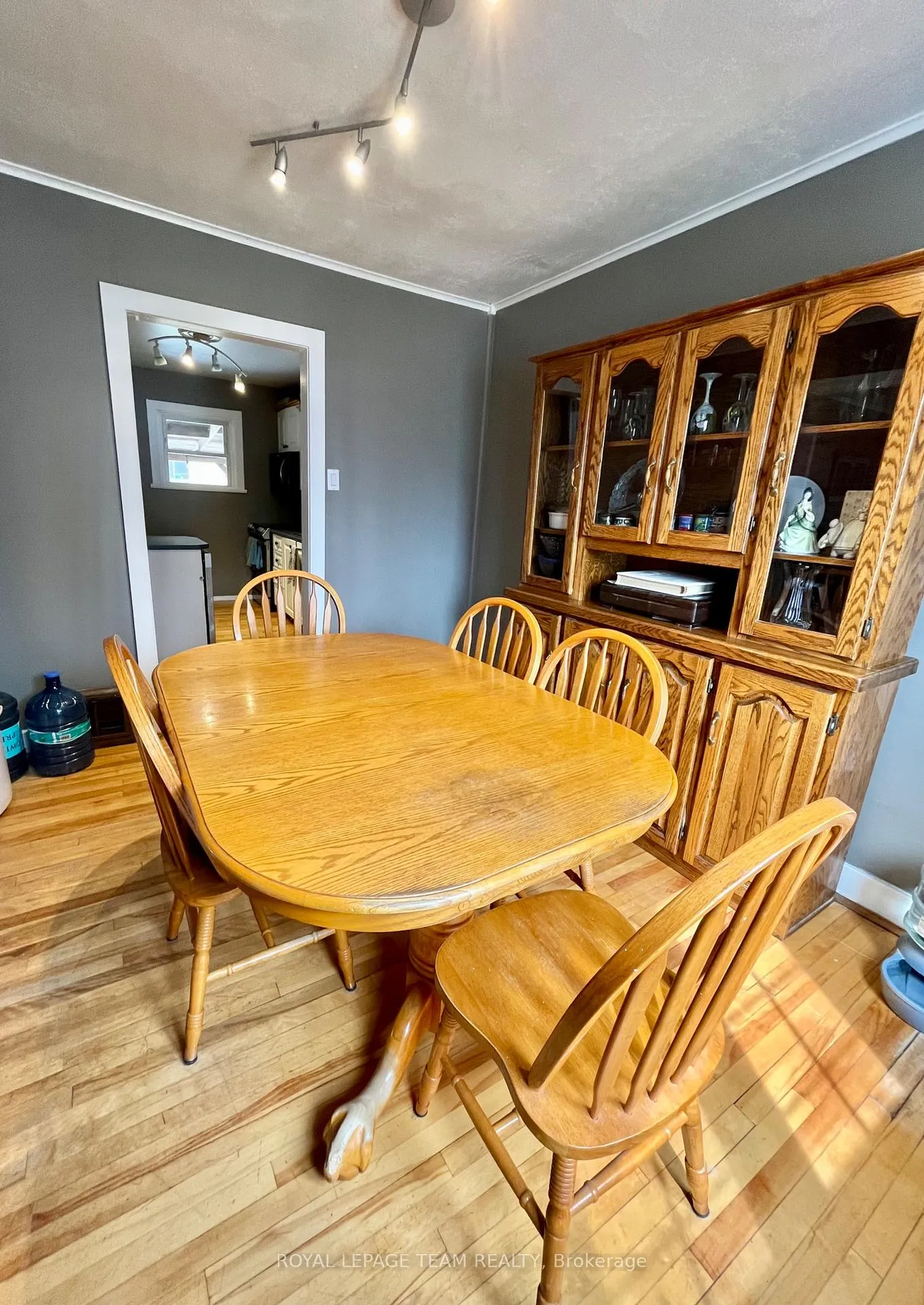 Photo 9 of 260 Jordan Avenue, Renfrew — HOMEH