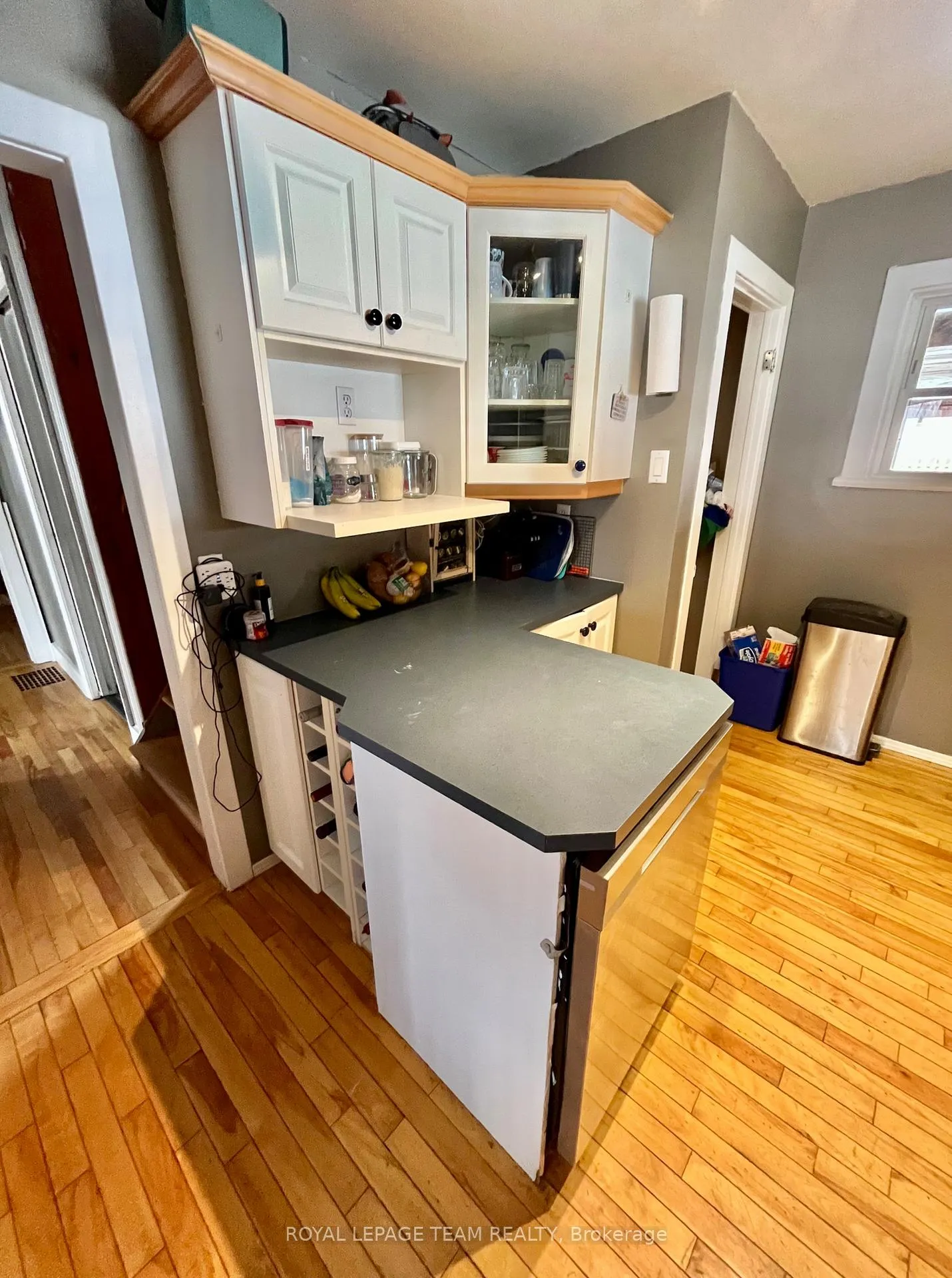 Photo 13 of 260 Jordan Avenue, Renfrew — HOMEH