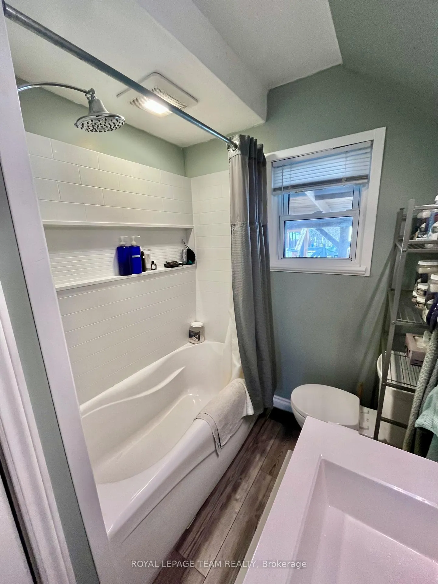 Photo 16 of 260 Jordan Avenue, Renfrew — HOMEH